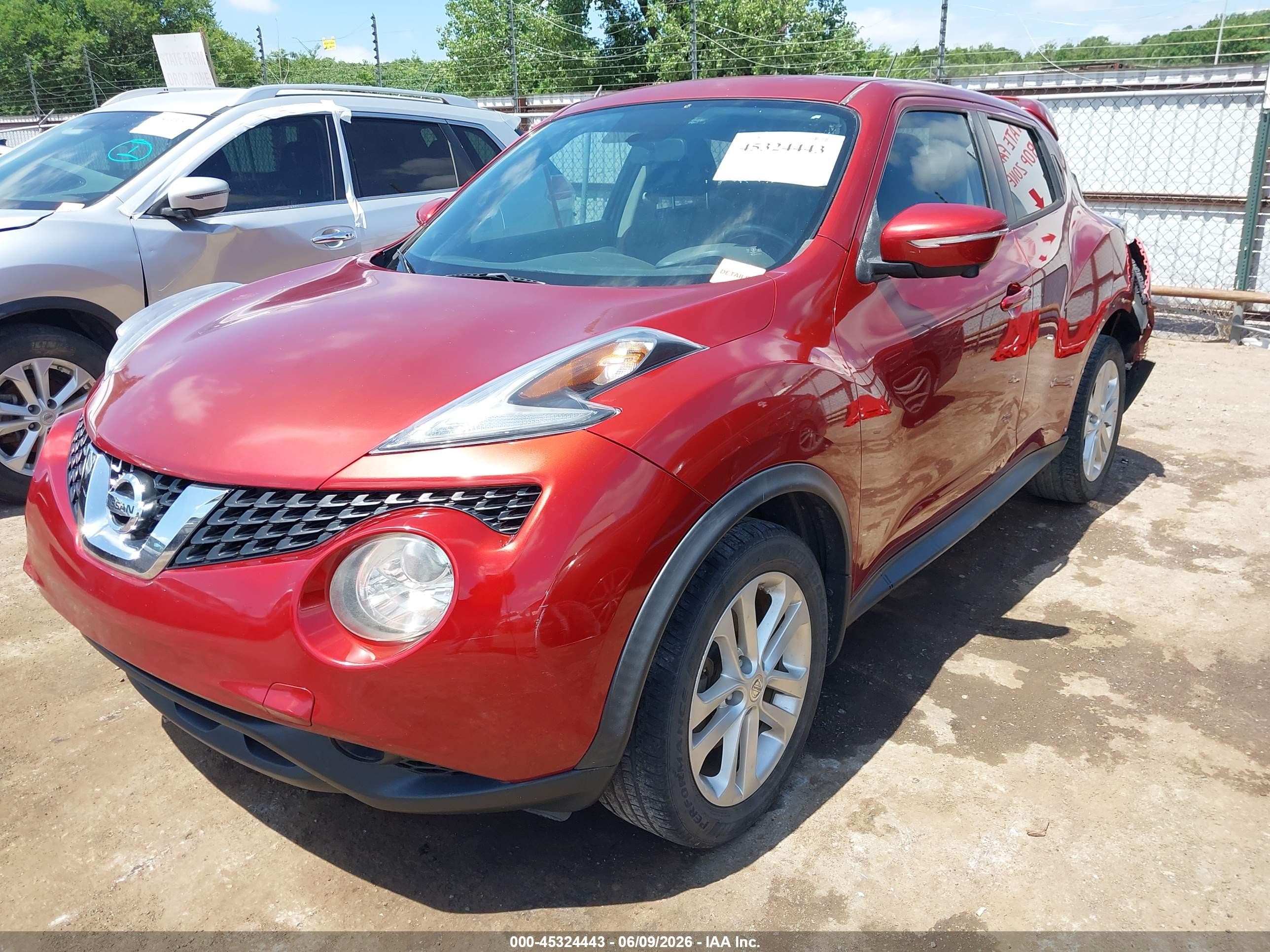 2015 Nissan Juke Sv Red vin: JN8AF5MR1FT510717