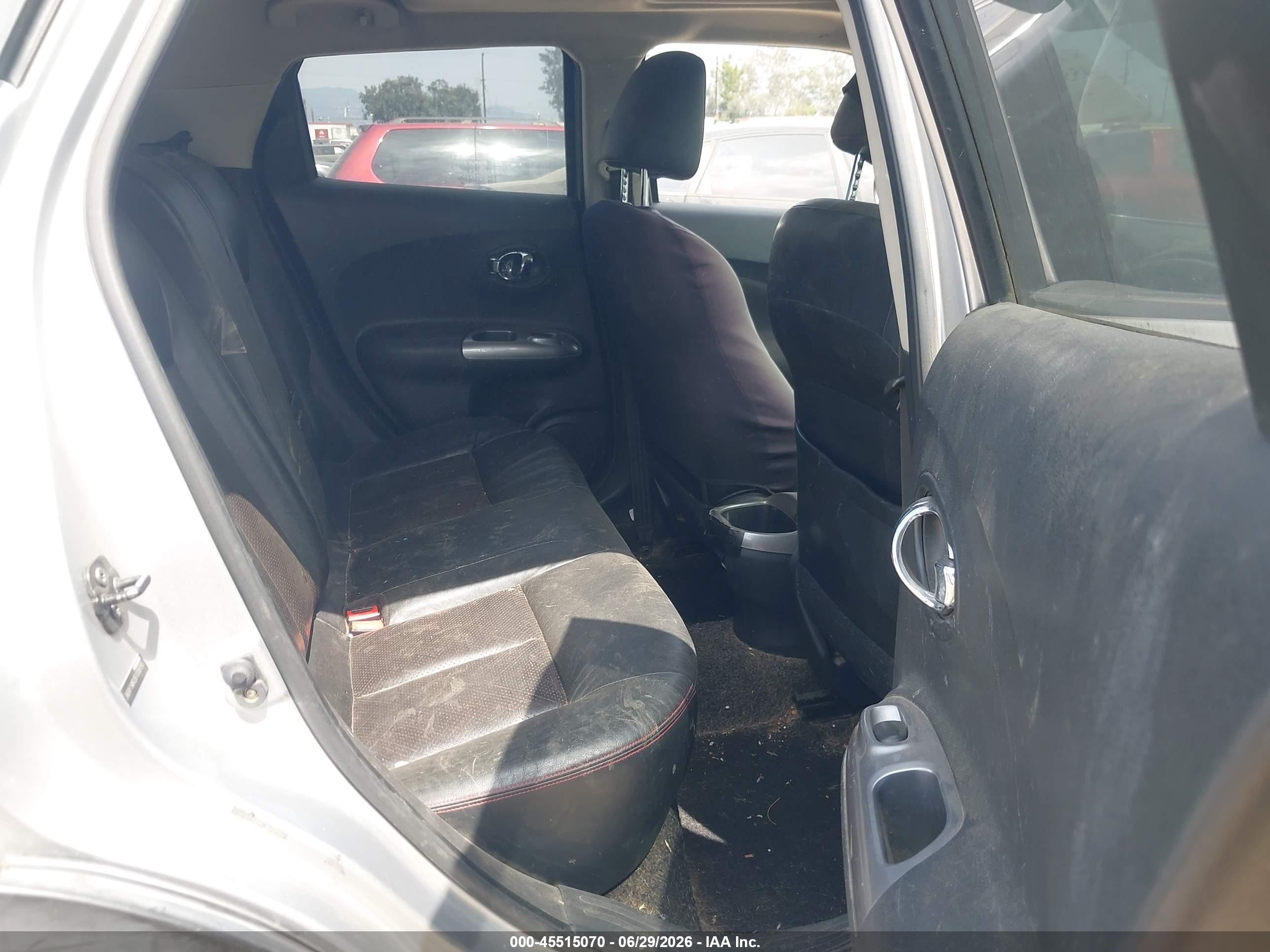 2011 Nissan Juke Sl Silver vin: JN8AF5MR2BT006185