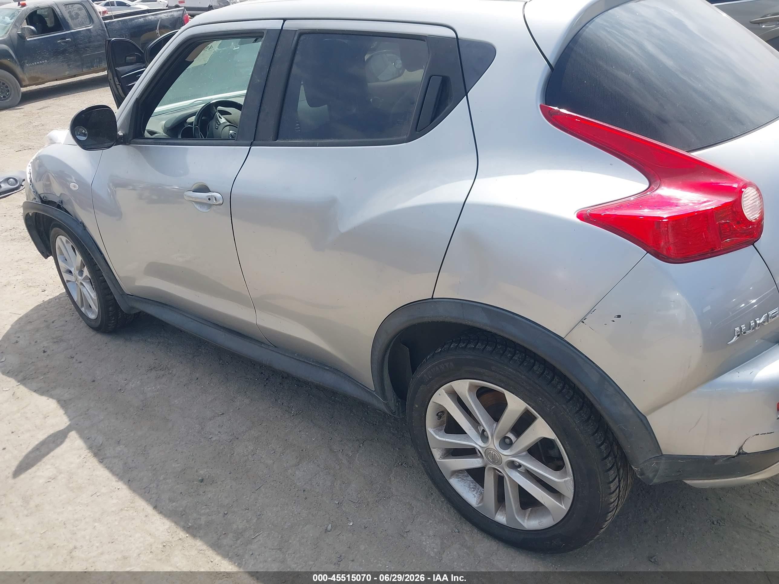 2011 Nissan Juke Sl Silver vin: JN8AF5MR2BT006185