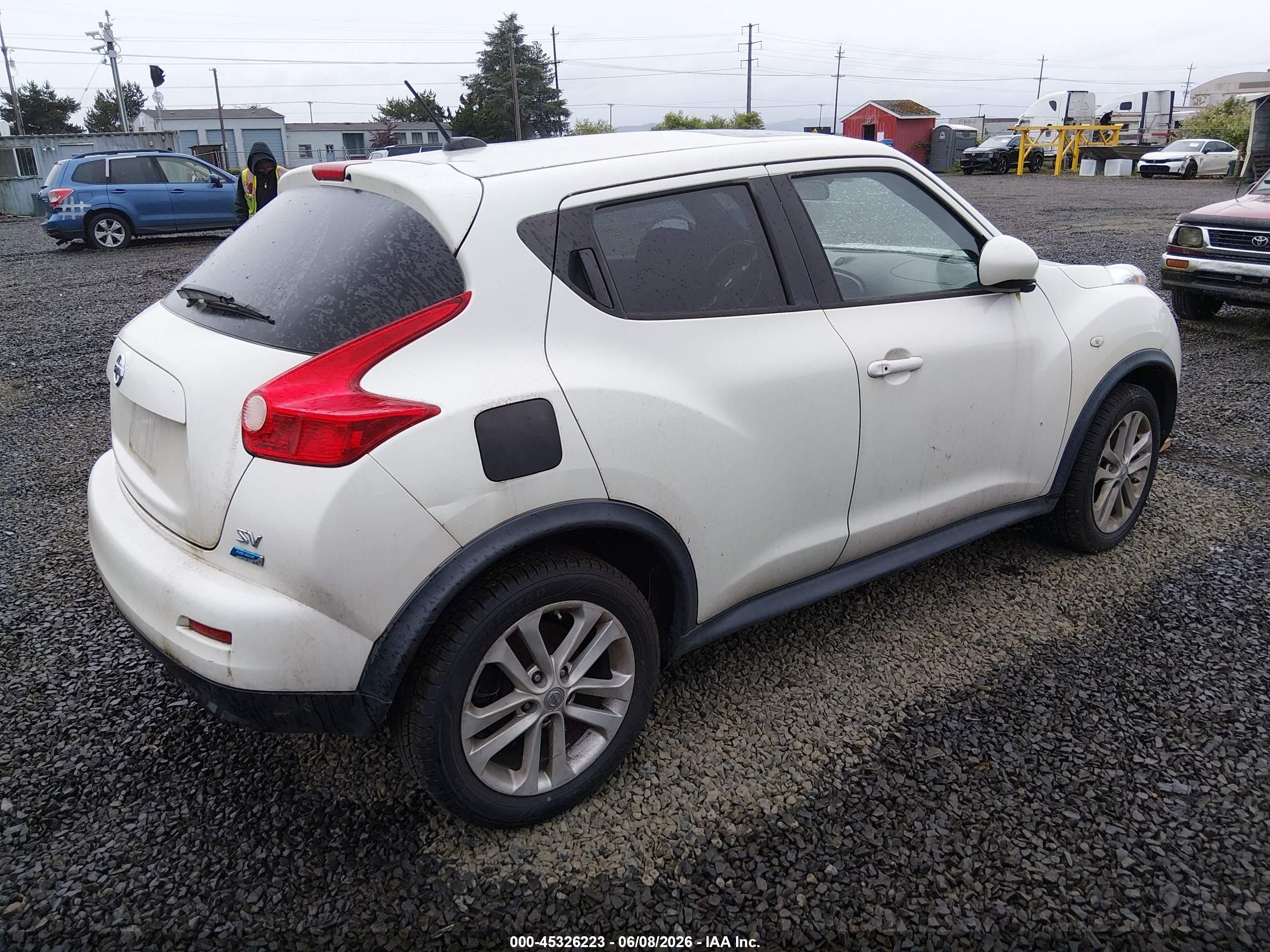2012 Nissan Juke Sv White vin: JN8AF5MR2CT106658
