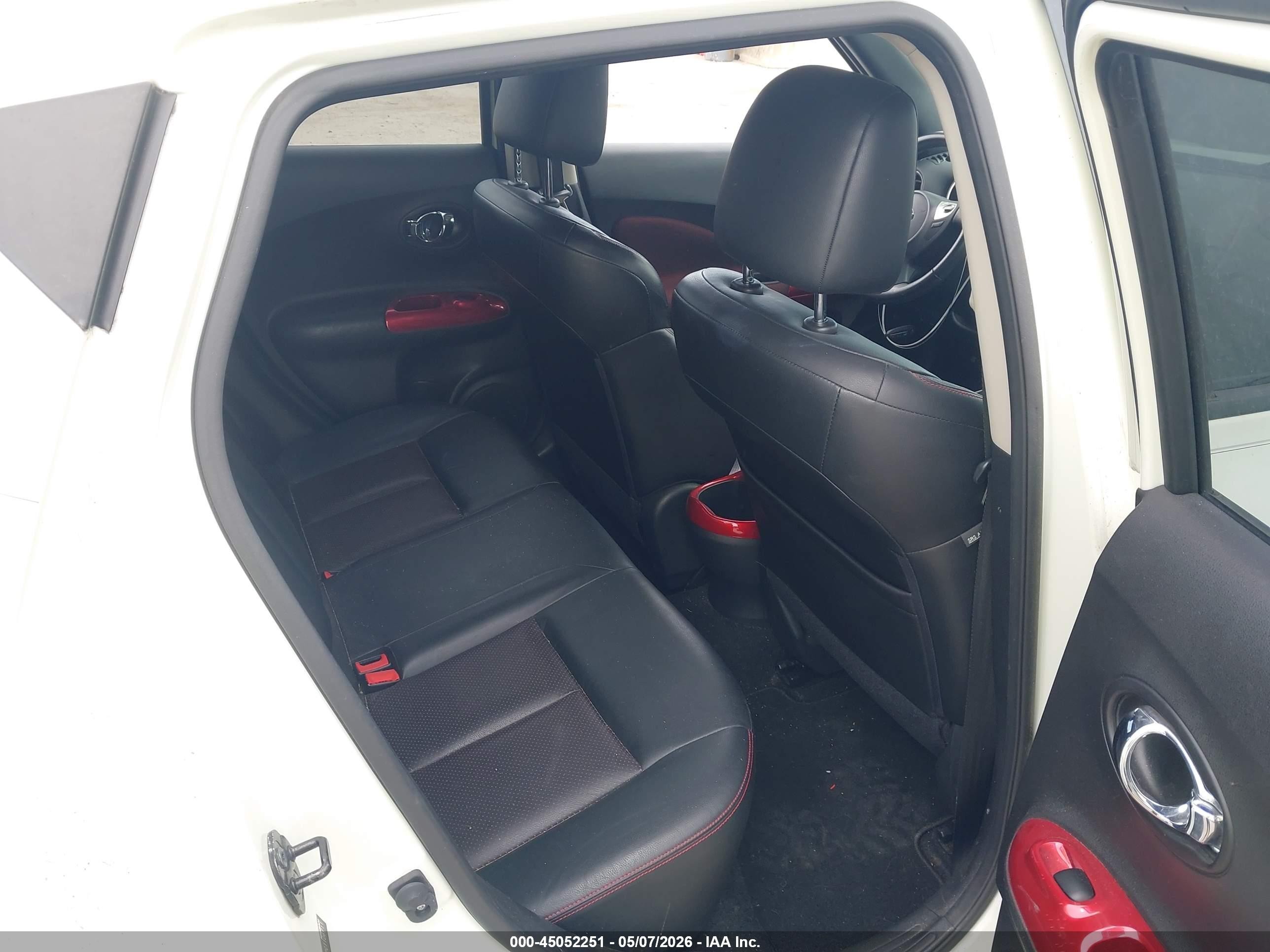 2012 Nissan Juke Sl White vin: JN8AF5MR2CT106711