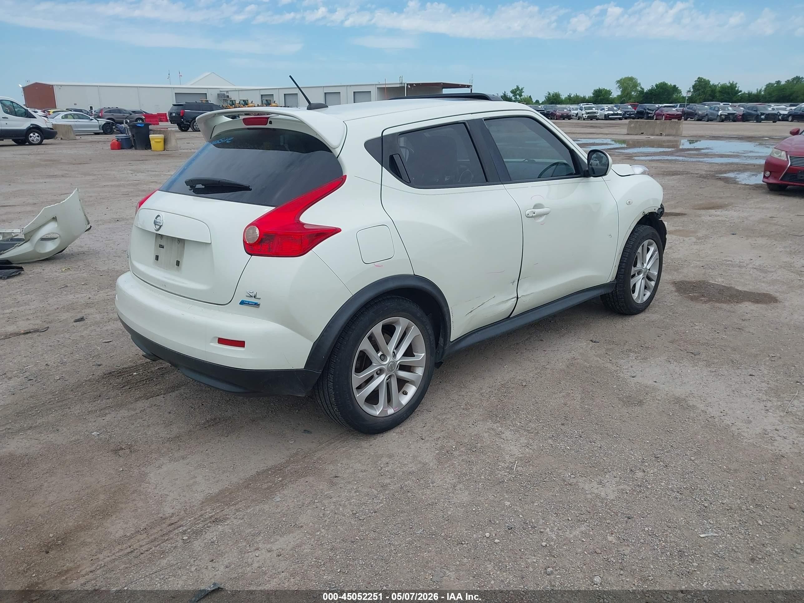 2012 Nissan Juke Sl White vin: JN8AF5MR2CT106711