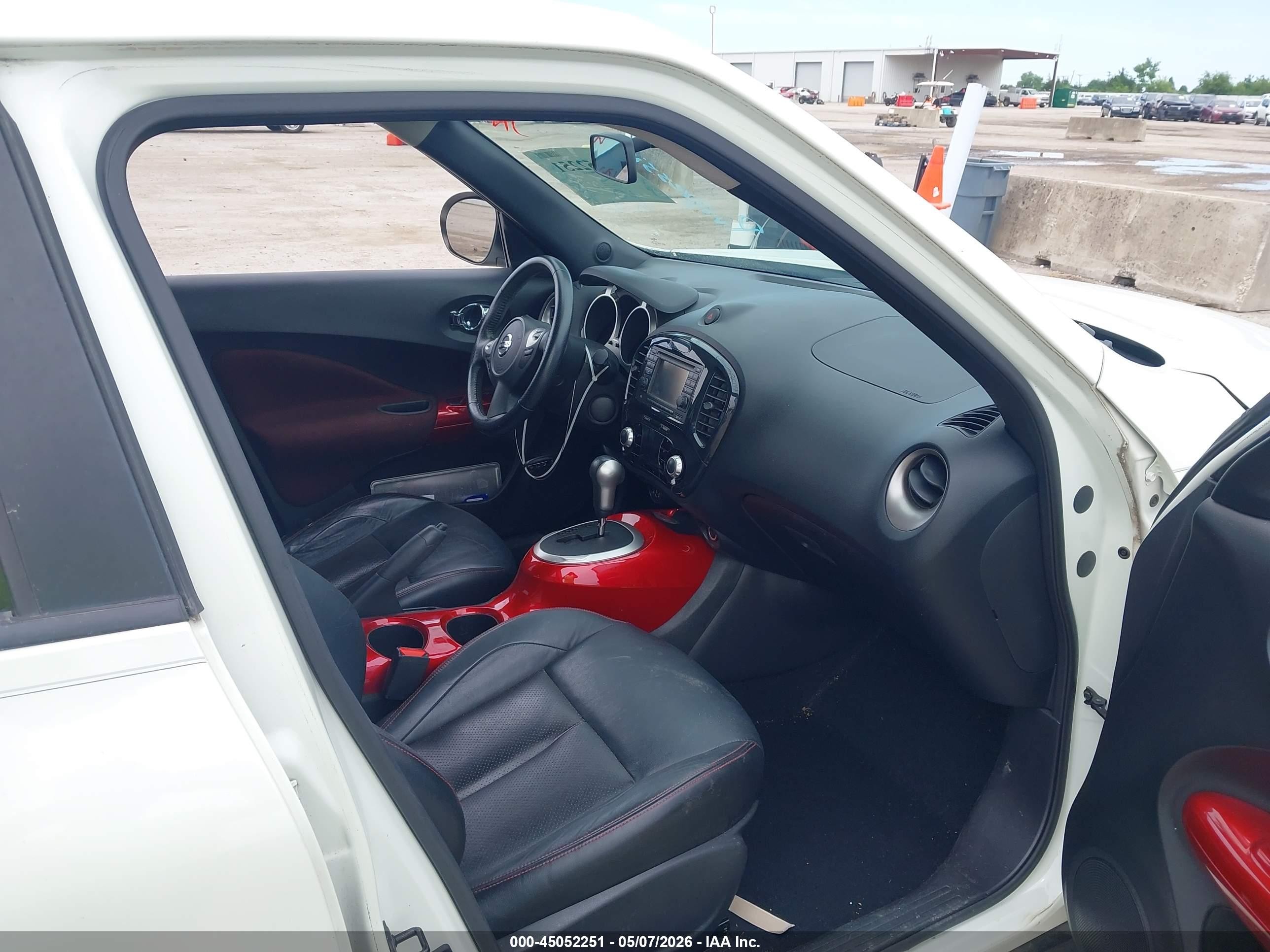 2012 Nissan Juke Sl White vin: JN8AF5MR2CT106711
