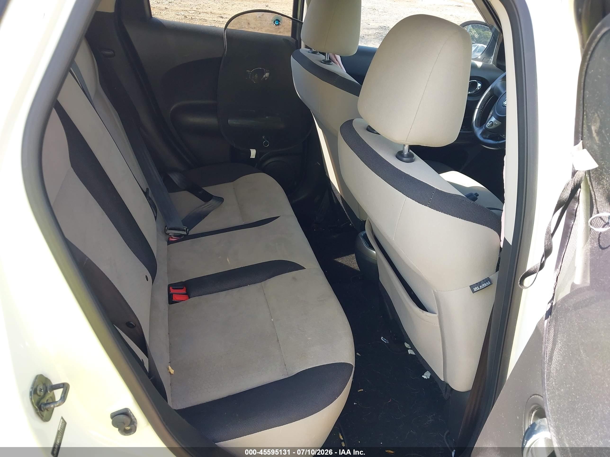 2012 Nissan Juke Sv White vin: JN8AF5MR2CT111052