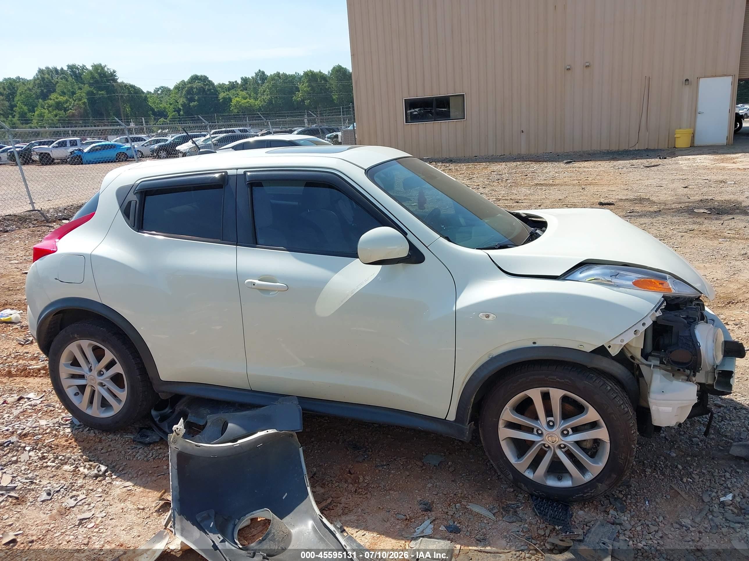 2012 Nissan Juke Sv White vin: JN8AF5MR2CT111052
