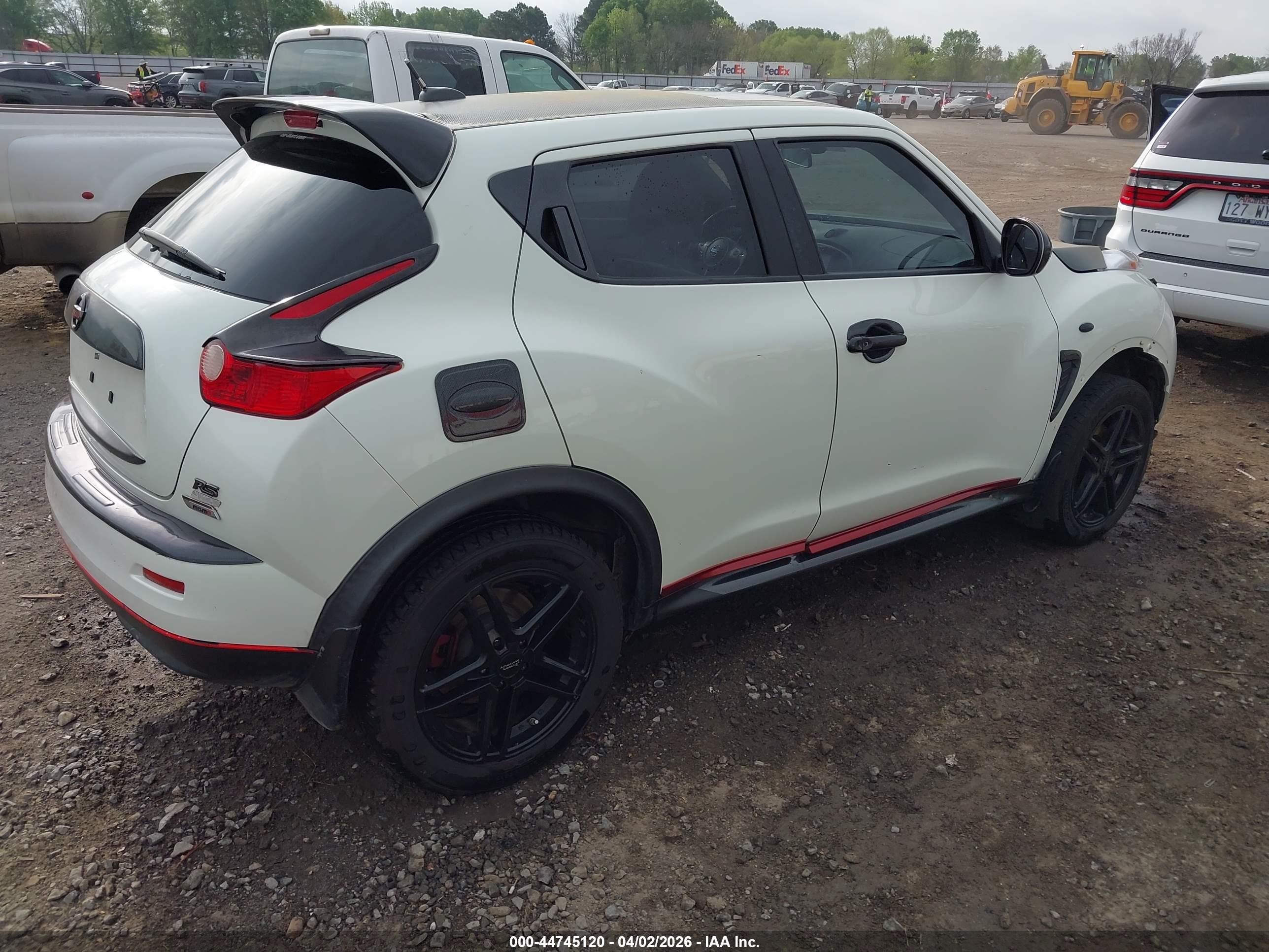 2012 Nissan Juke Sv White vin: JN8AF5MR2CT116249