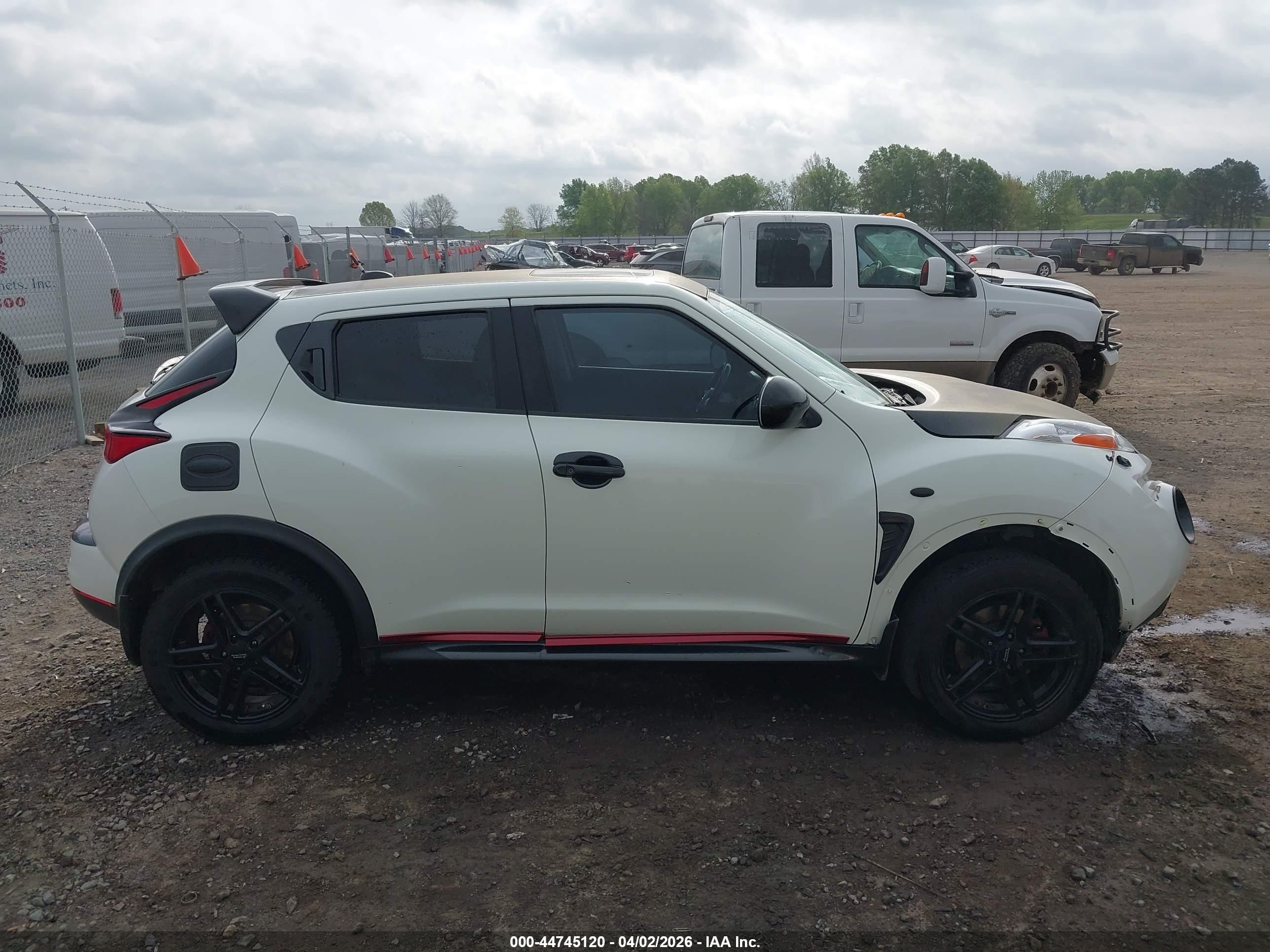 2012 Nissan Juke Sv White vin: JN8AF5MR2CT116249