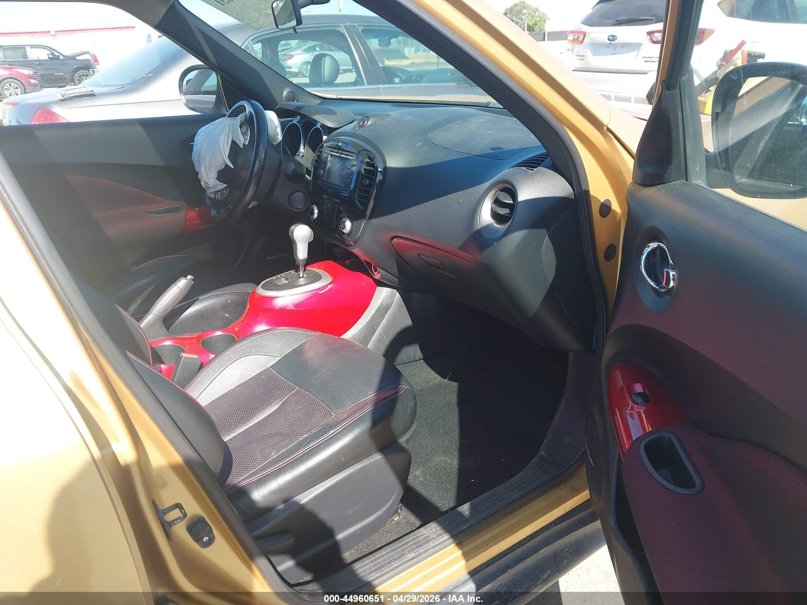 2013 Nissan Juke Sl Yellow vin: JN8AF5MR2DT208379