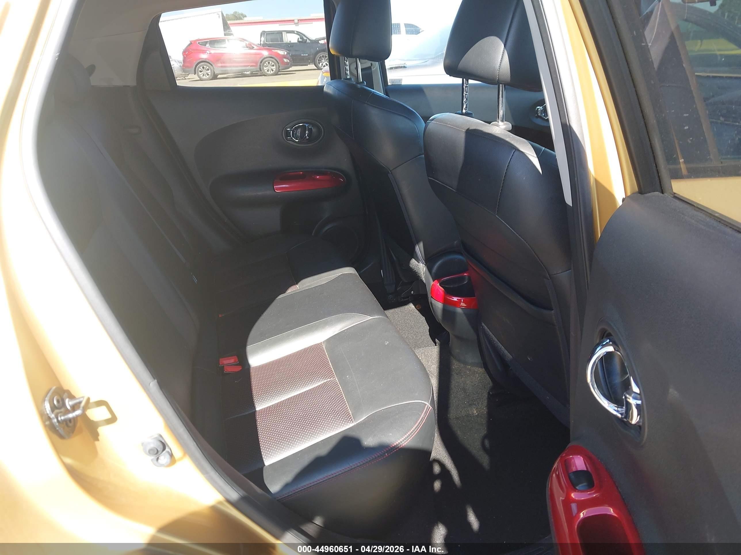 2013 Nissan Juke Sl Yellow vin: JN8AF5MR2DT208379