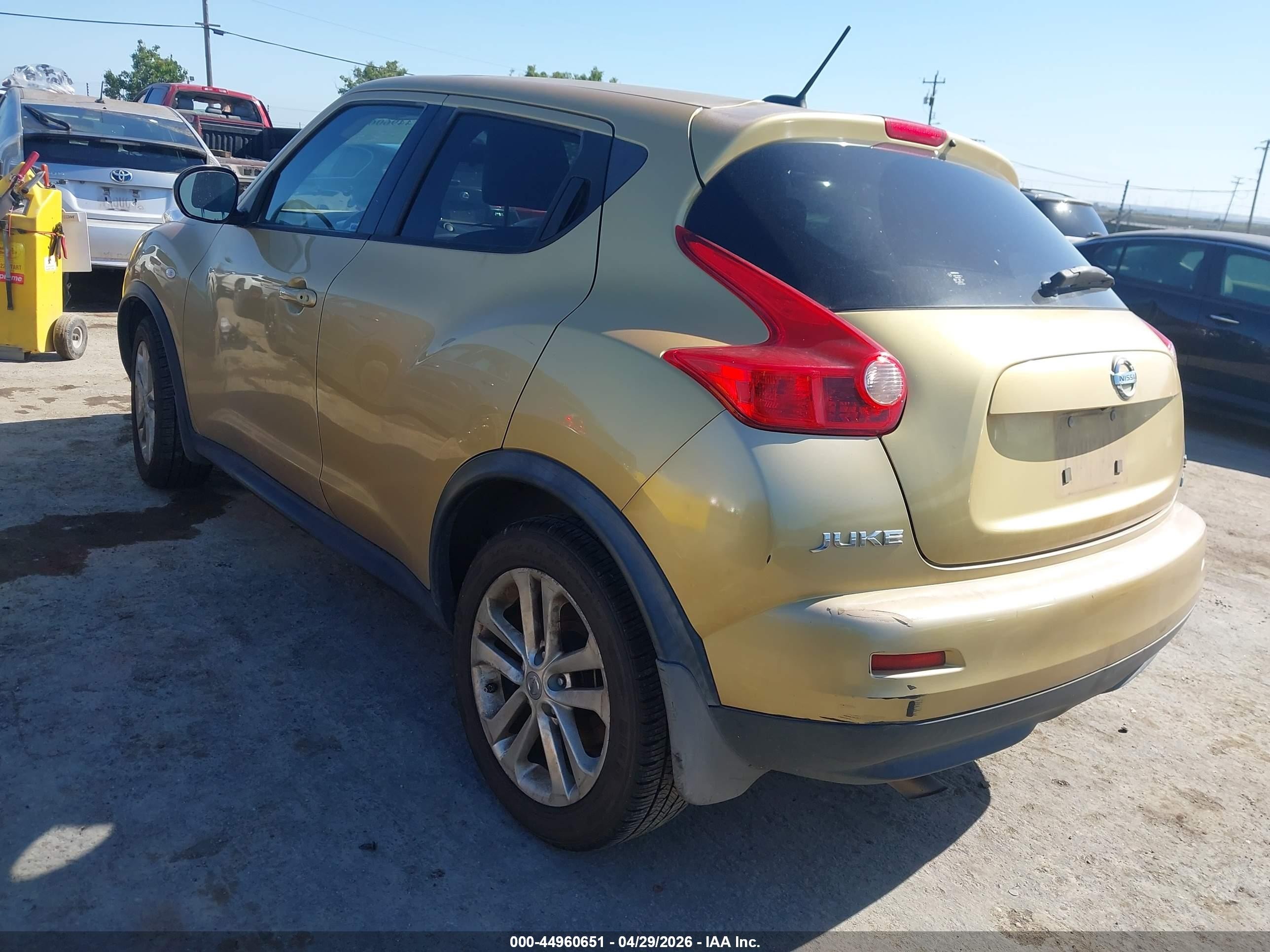 2013 Nissan Juke Sl Yellow vin: JN8AF5MR2DT208379