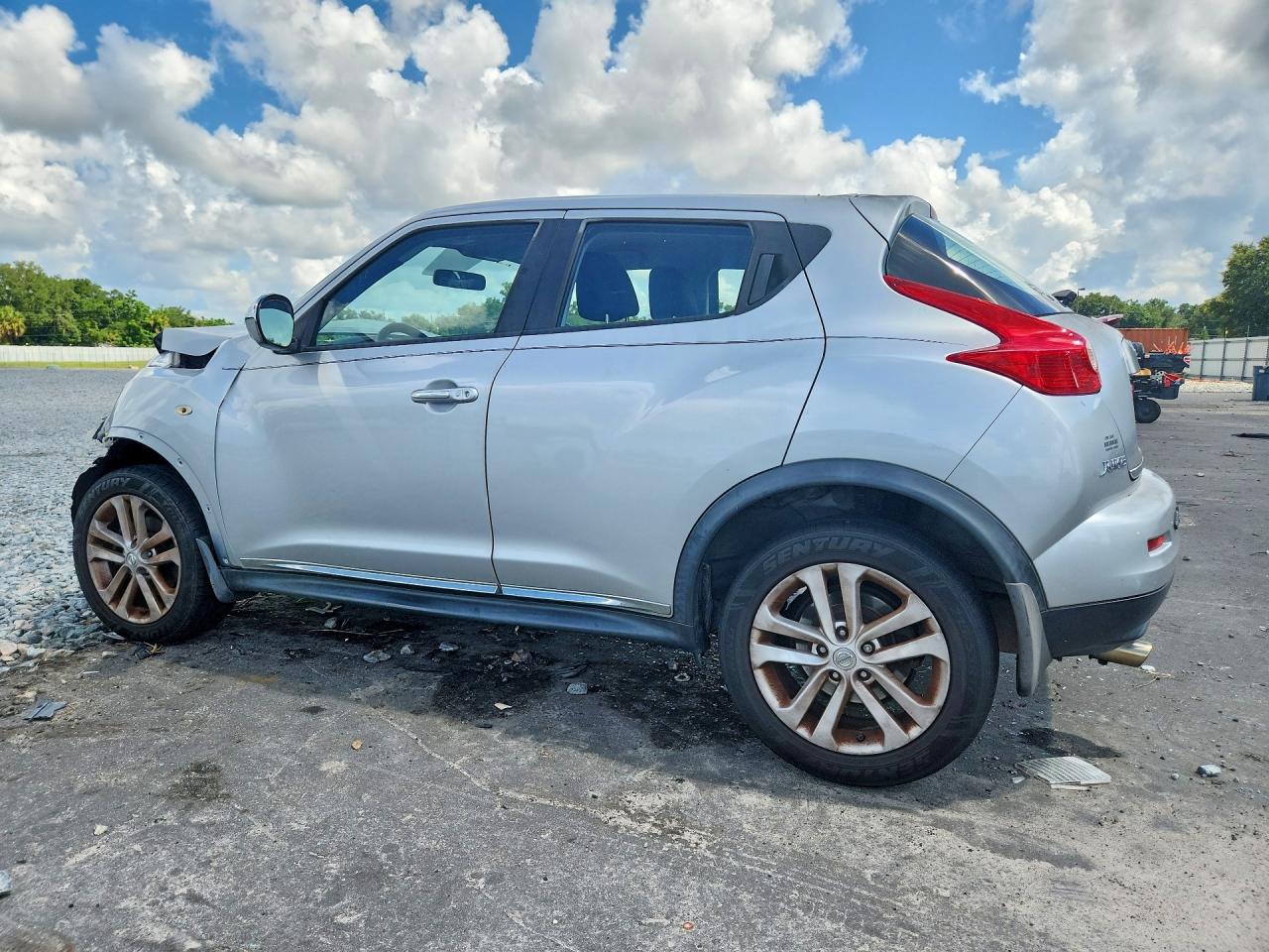 2013 Nissan Juke S Silver vin: JN8AF5MR2DT211413