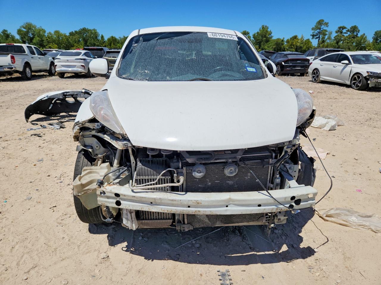 2013 Nissan Juke S White vin: JN8AF5MR2DT223867
