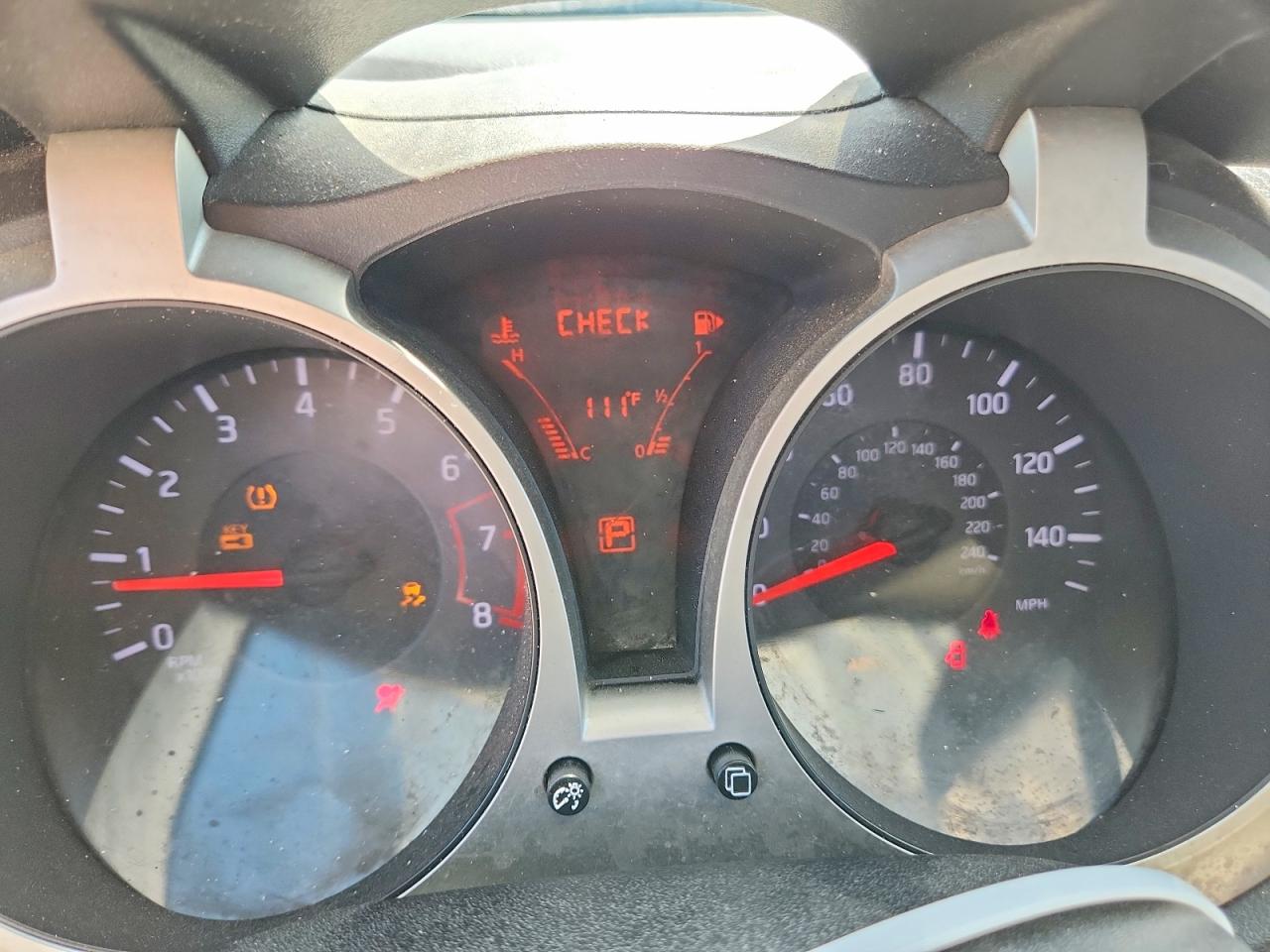 2013 Nissan Juke S White vin: JN8AF5MR2DT223867