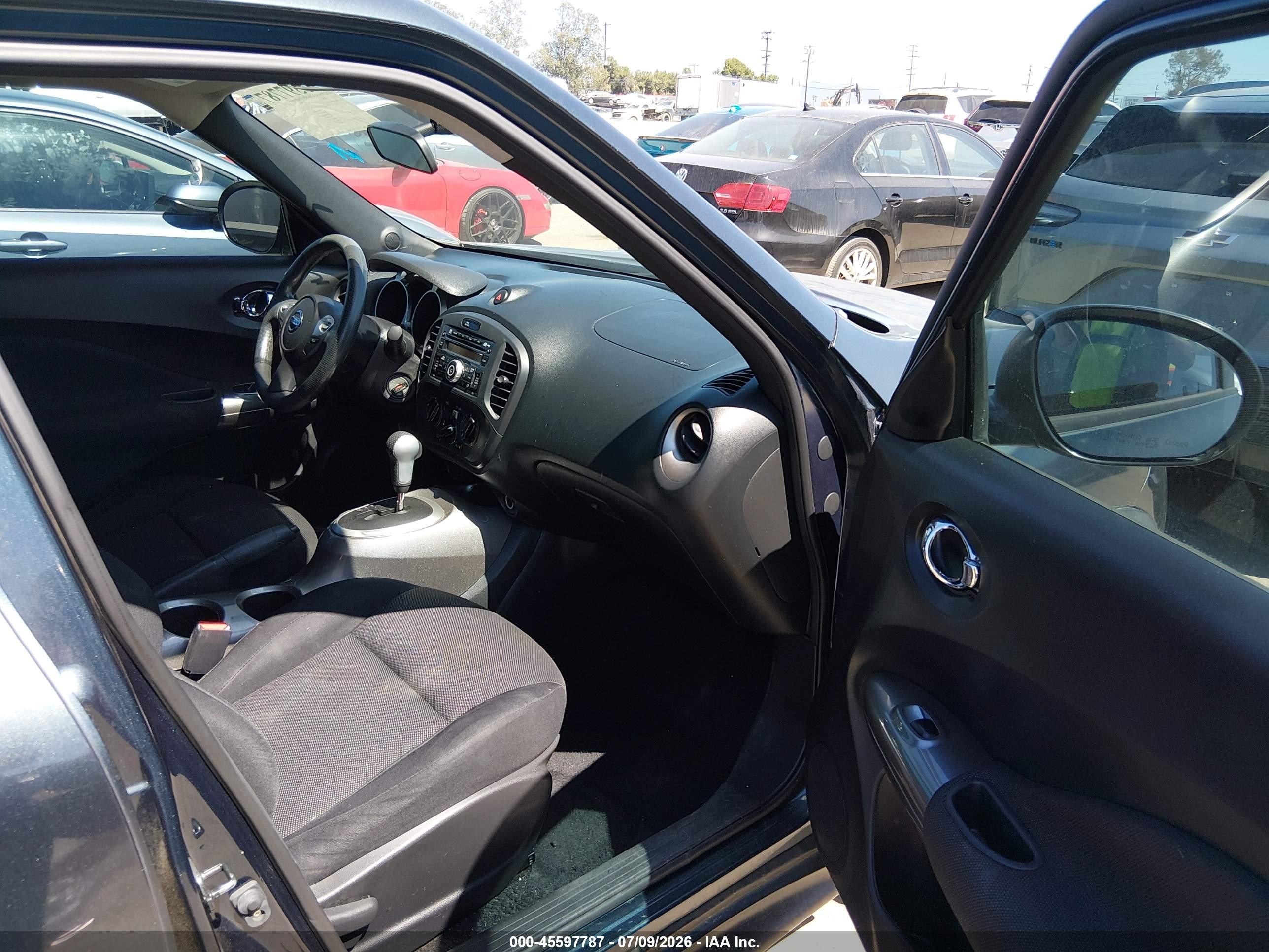 2013 Nissan Juke S Blue vin: JN8AF5MR2DT225232