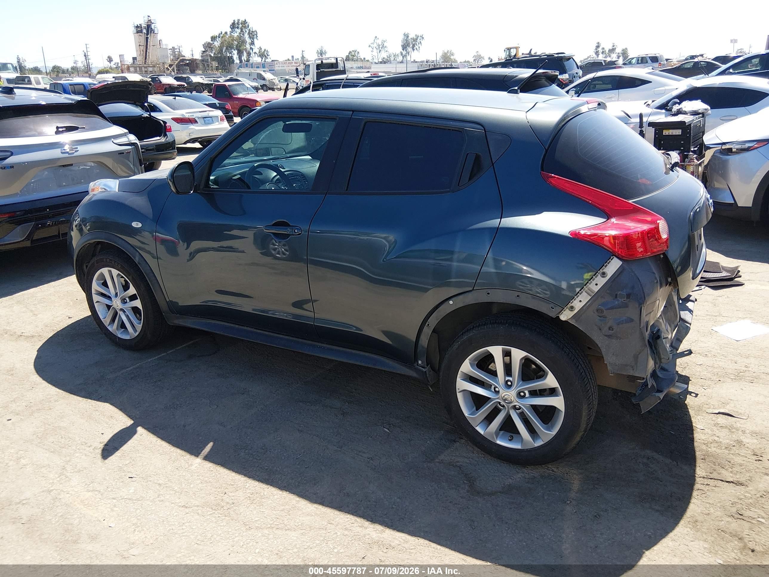 2013 Nissan Juke S Blue vin: JN8AF5MR2DT225232