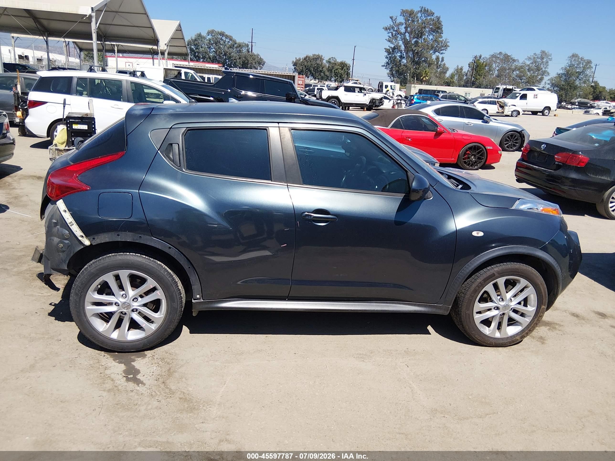 2013 Nissan Juke S Blue vin: JN8AF5MR2DT225232