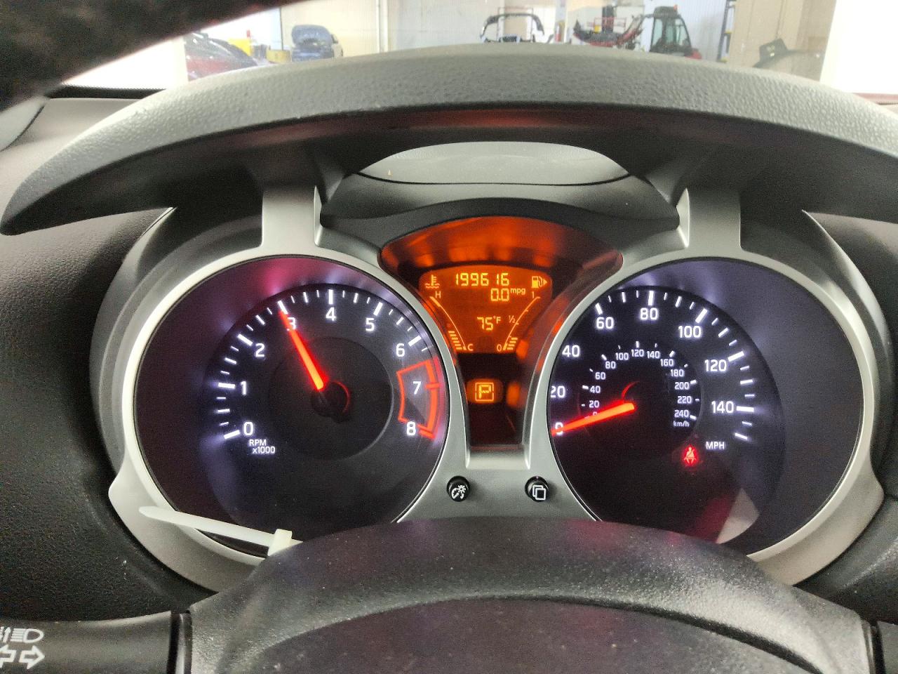 2014 Nissan Juke Sv Red vin: JN8AF5MR2ET354668