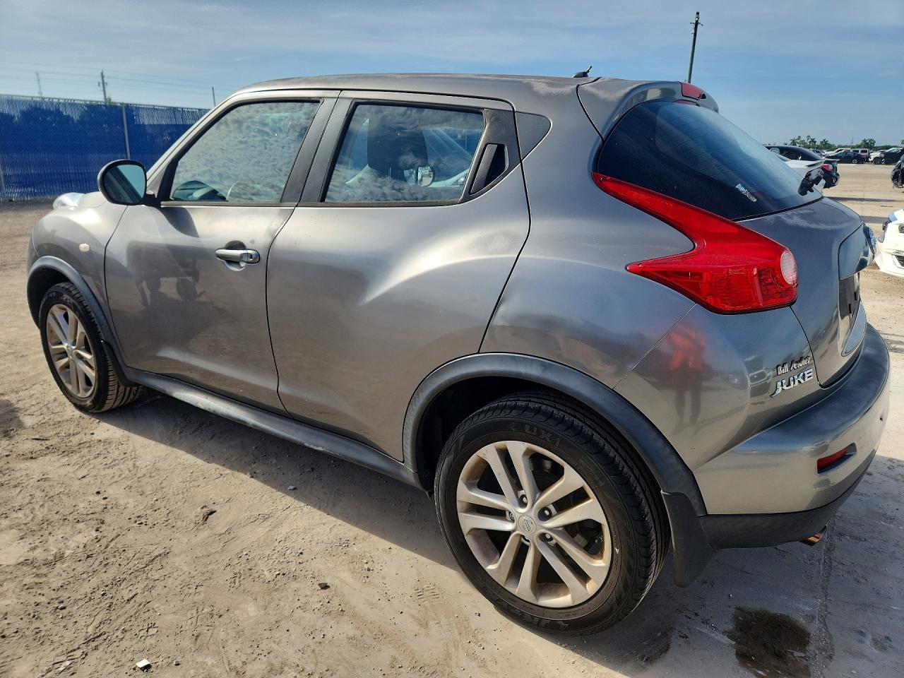2014 Nissan Juke S Gray vin: JN8AF5MR2ET362186
