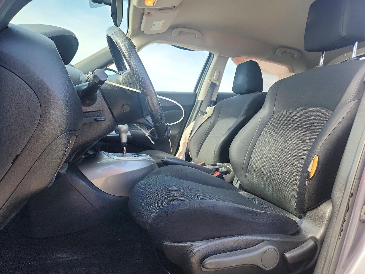 2014 Nissan Juke S Gray vin: JN8AF5MR2ET362186