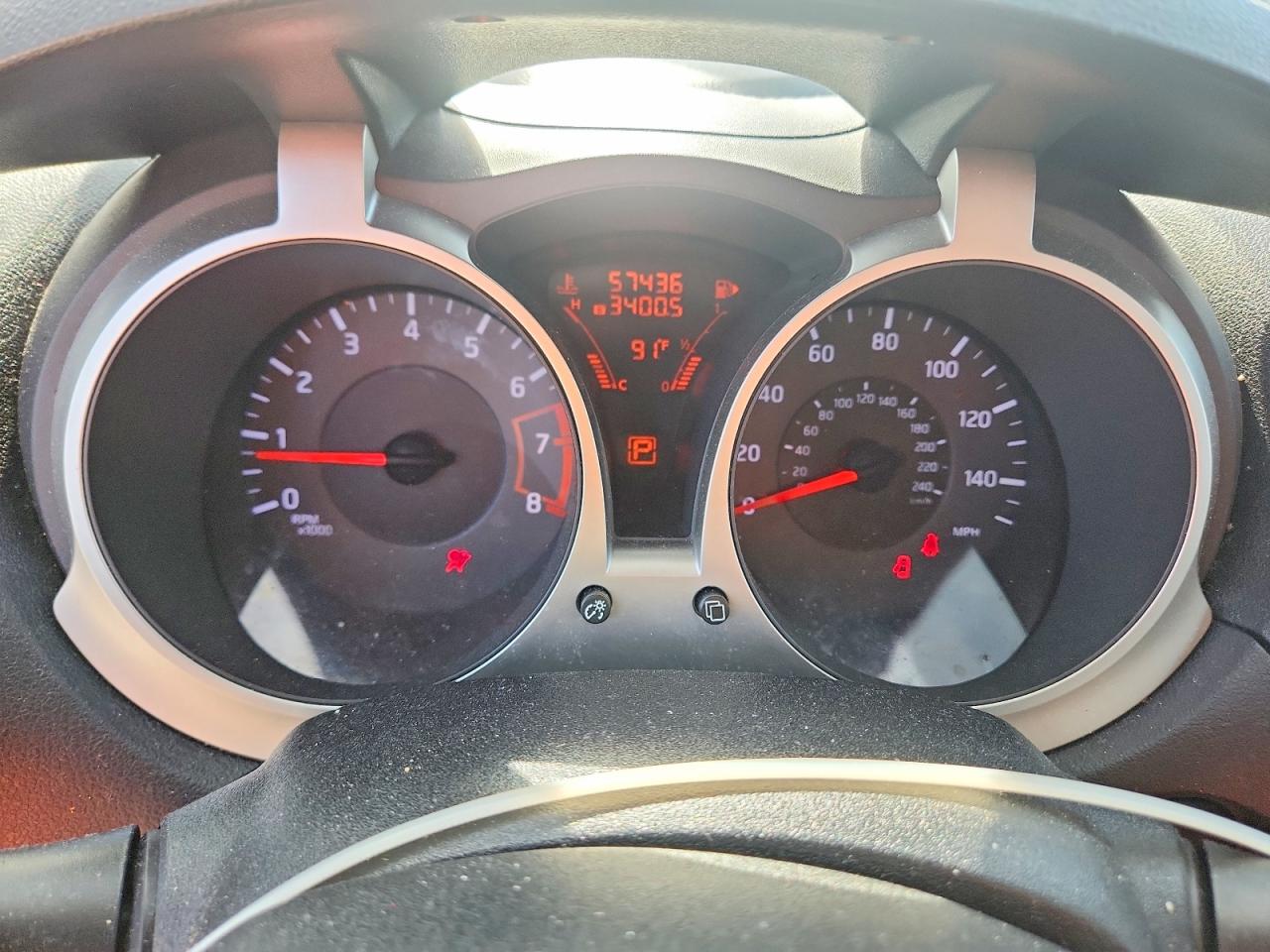 2014 Nissan Juke S Gray vin: JN8AF5MR2ET362186