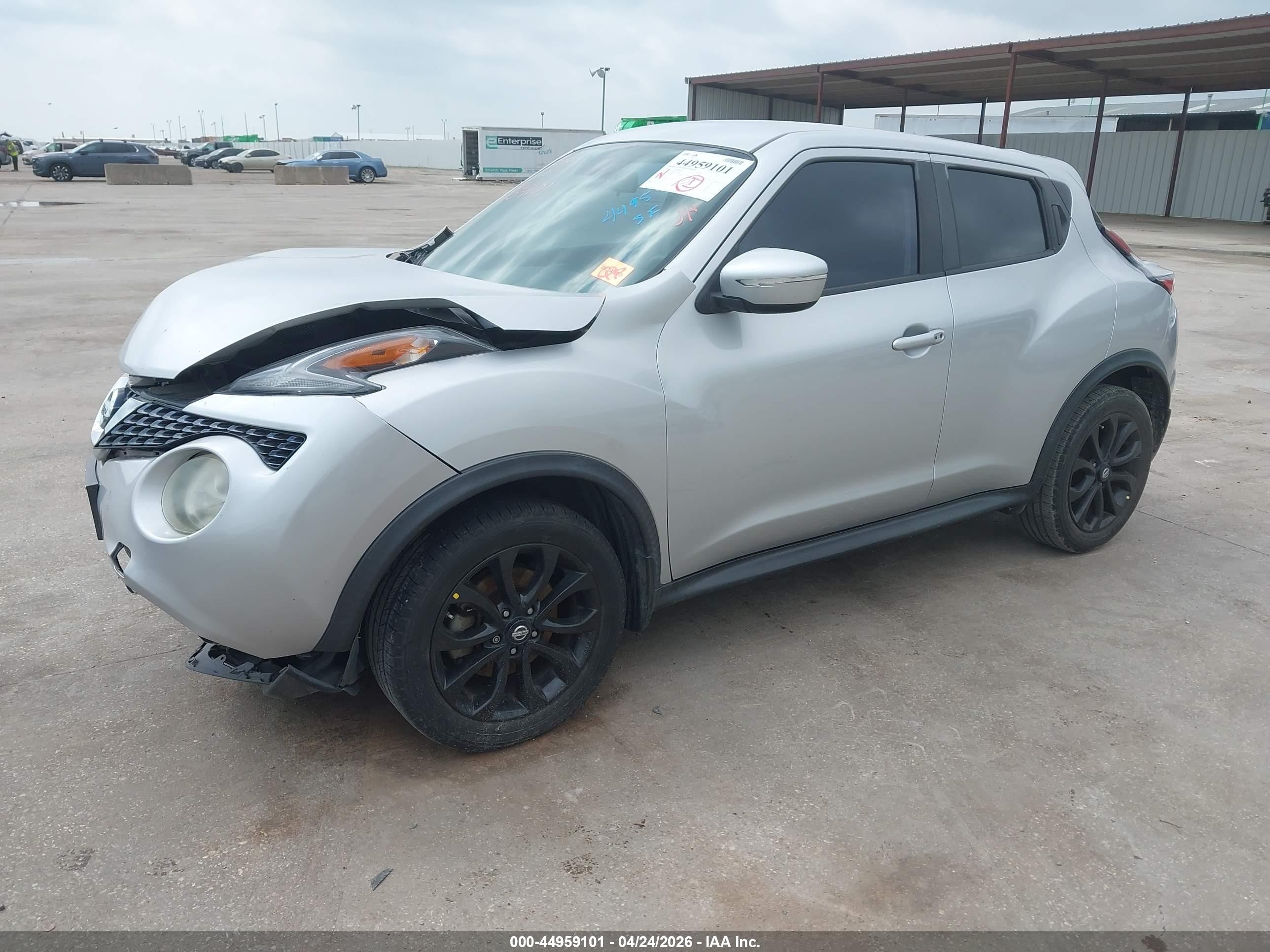 2015 Nissan Juke S Silver vin: JN8AF5MR2FT512184
