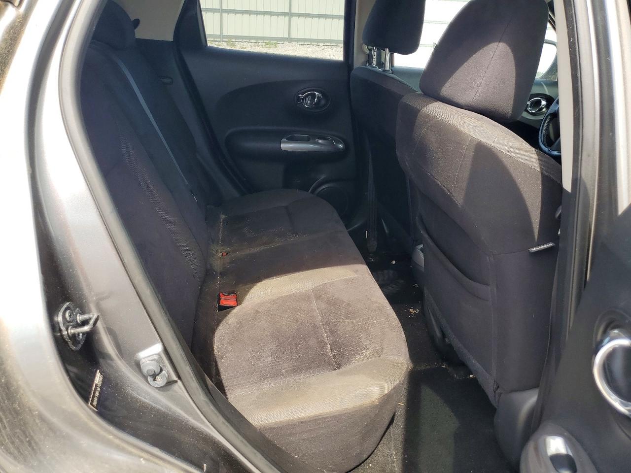 2011 Nissan Juke S Серый vin: JN8AF5MR3BT002985