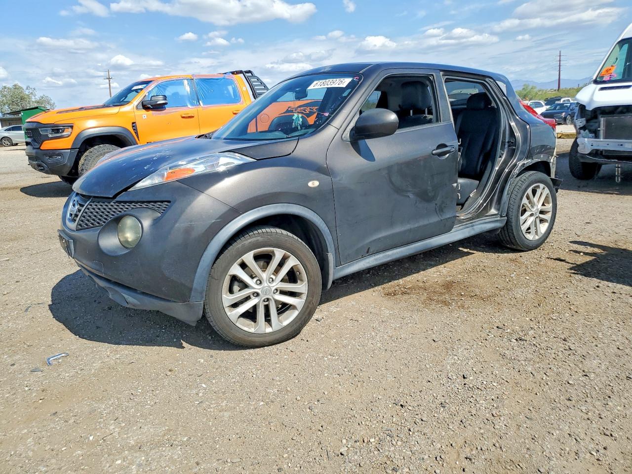 2011 Nissan Juke S Charcoal vin: JN8AF5MR3BT003618