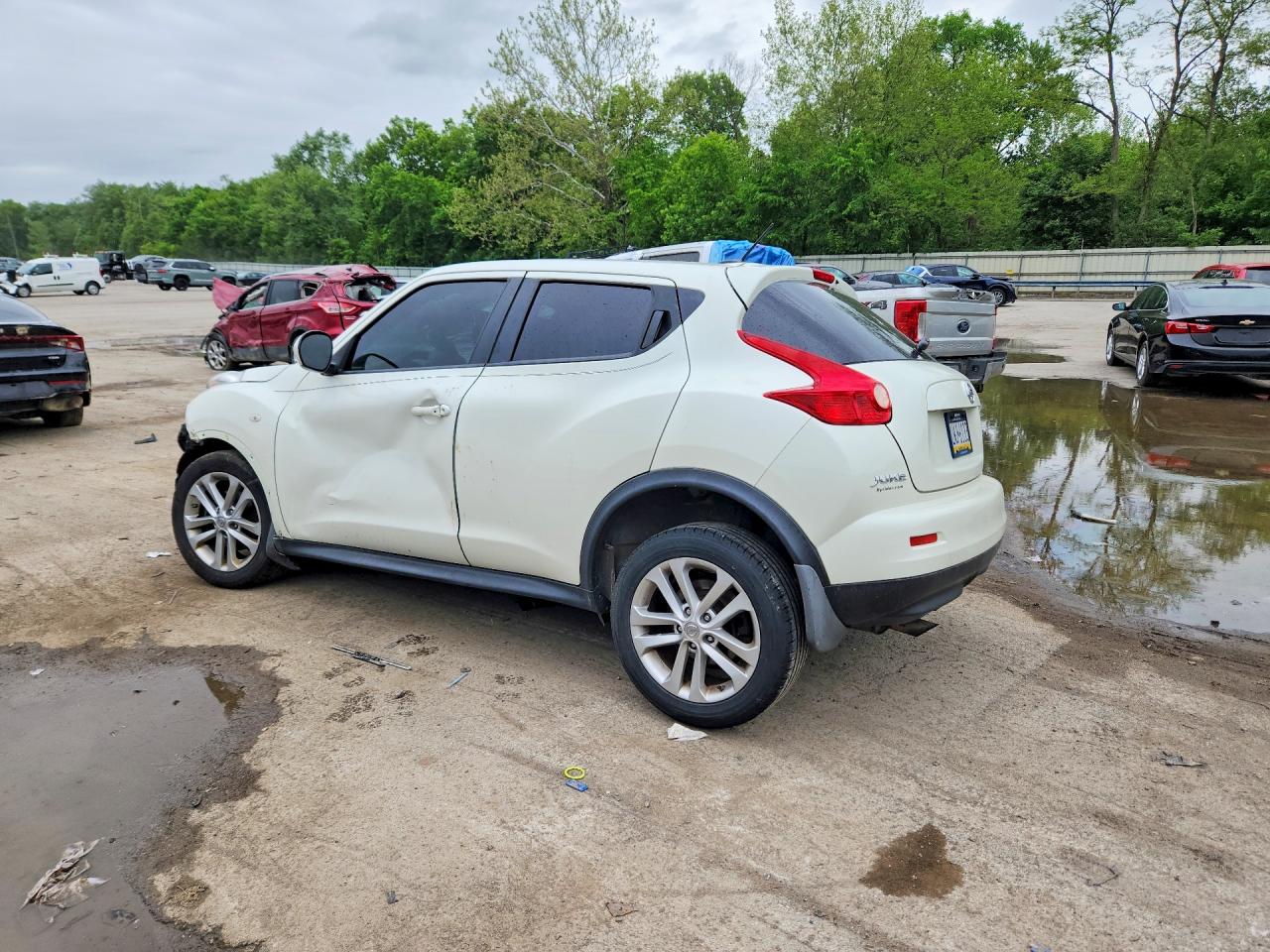 2011 Nissan Juke S Белый vin: JN8AF5MR3BT012755