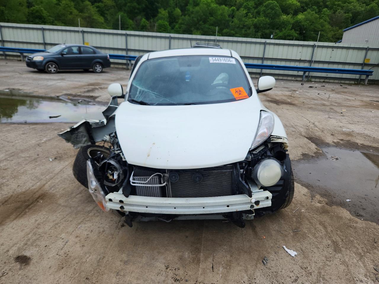 2011 Nissan Juke S Белый vin: JN8AF5MR3BT012755
