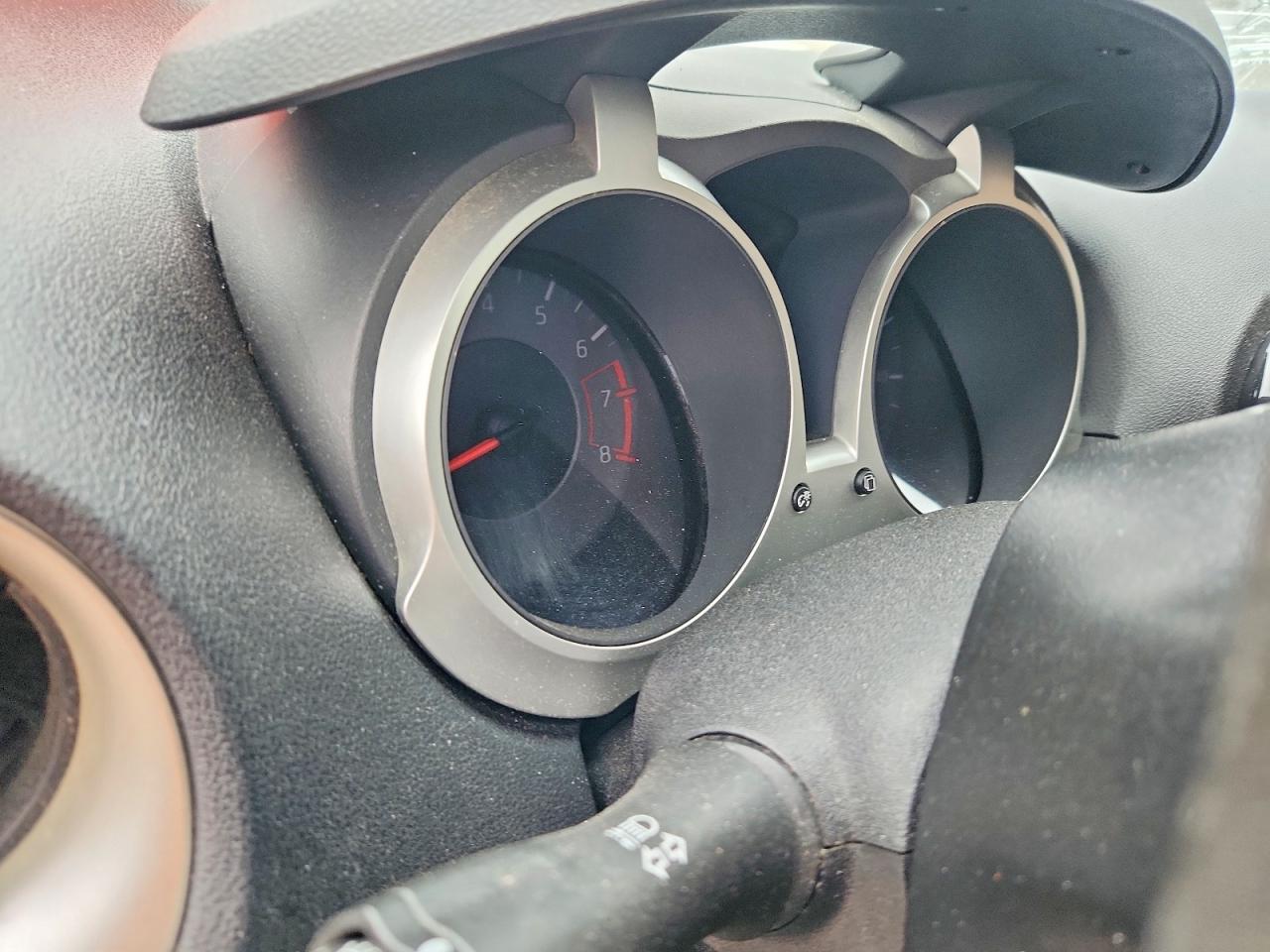 2011 Nissan Juke S Белый vin: JN8AF5MR3BT012755