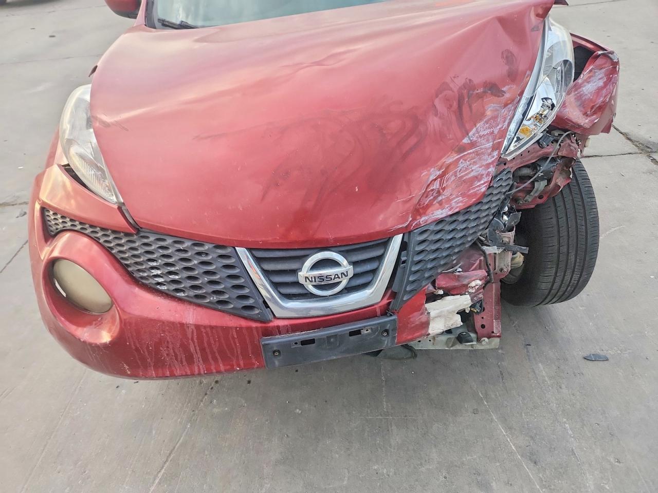 2012 Nissan Juke S Red vin: JN8AF5MR3CT100206