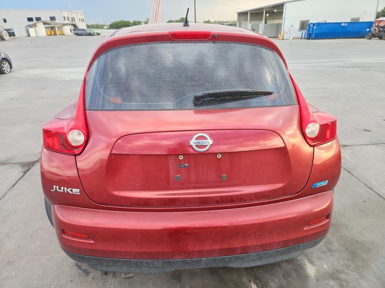 2012 Nissan Juke S Red vin: JN8AF5MR3CT100206