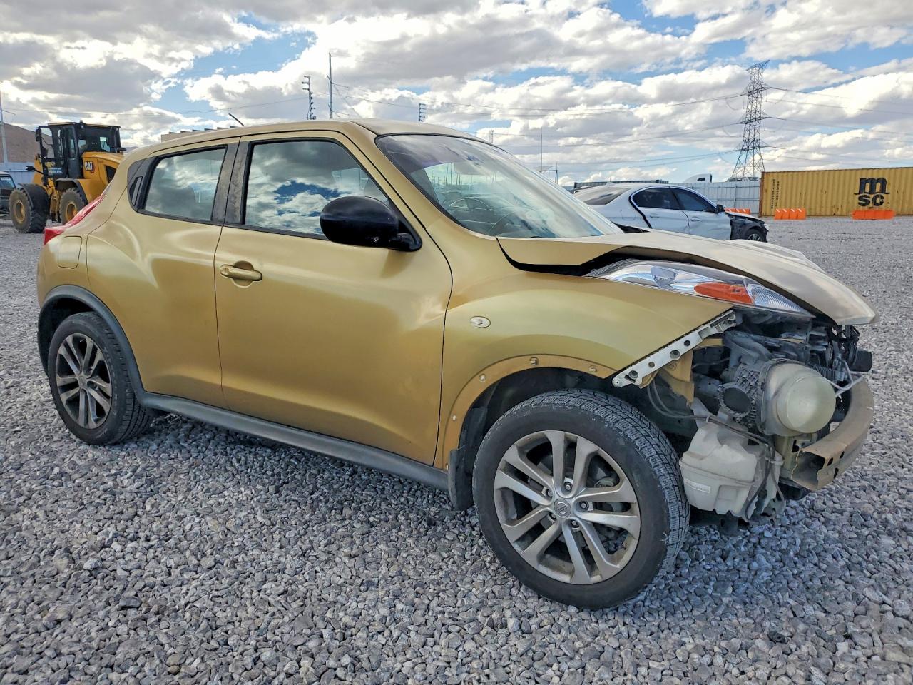 2013 Nissan Juke S Gold vin: JN8AF5MR3DT200839