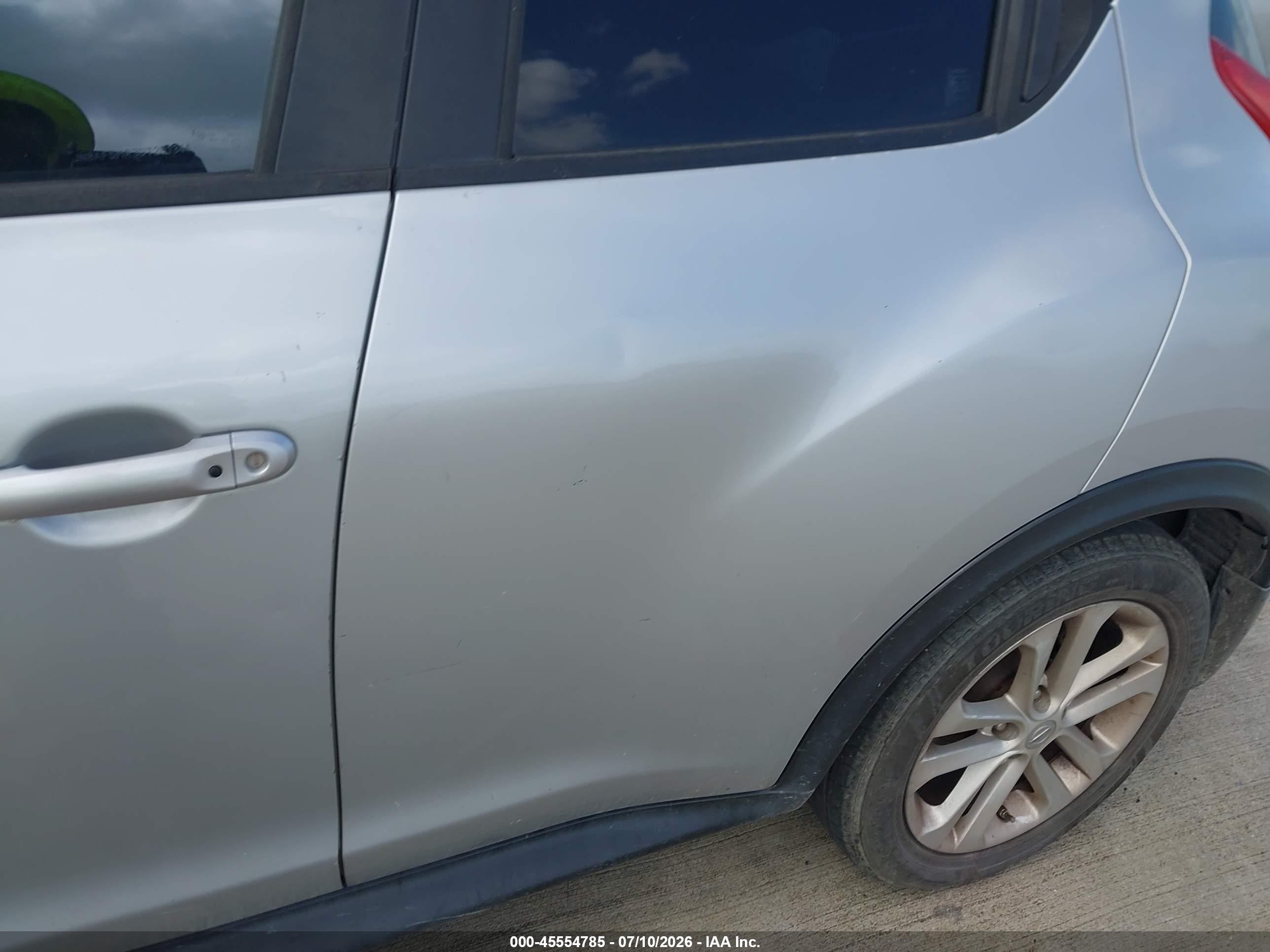 2013 Nissan Juke Sv Silver vin: JN8AF5MR3DT201344