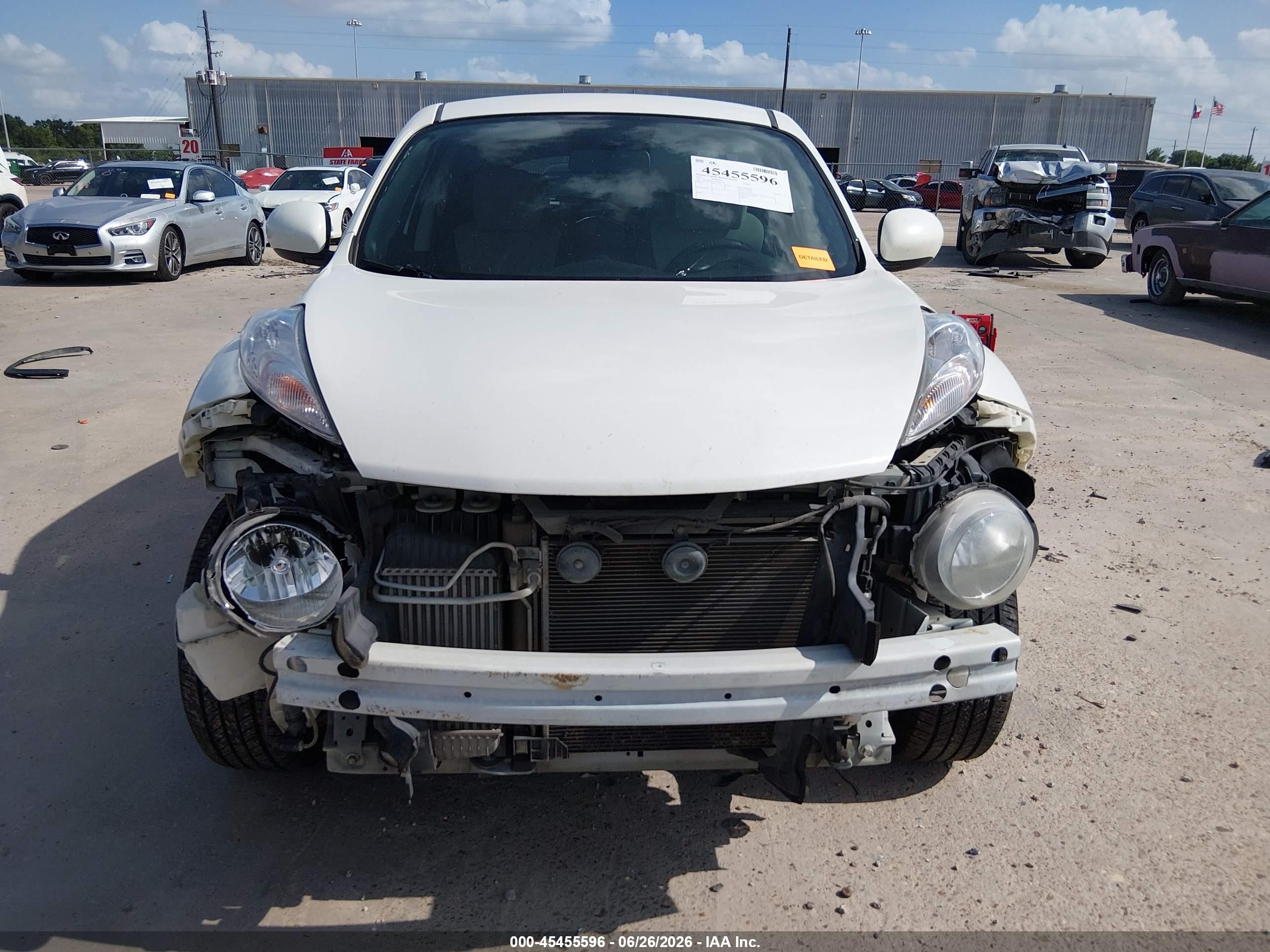 2013 Nissan Juke Sv White vin: JN8AF5MR3DT204177