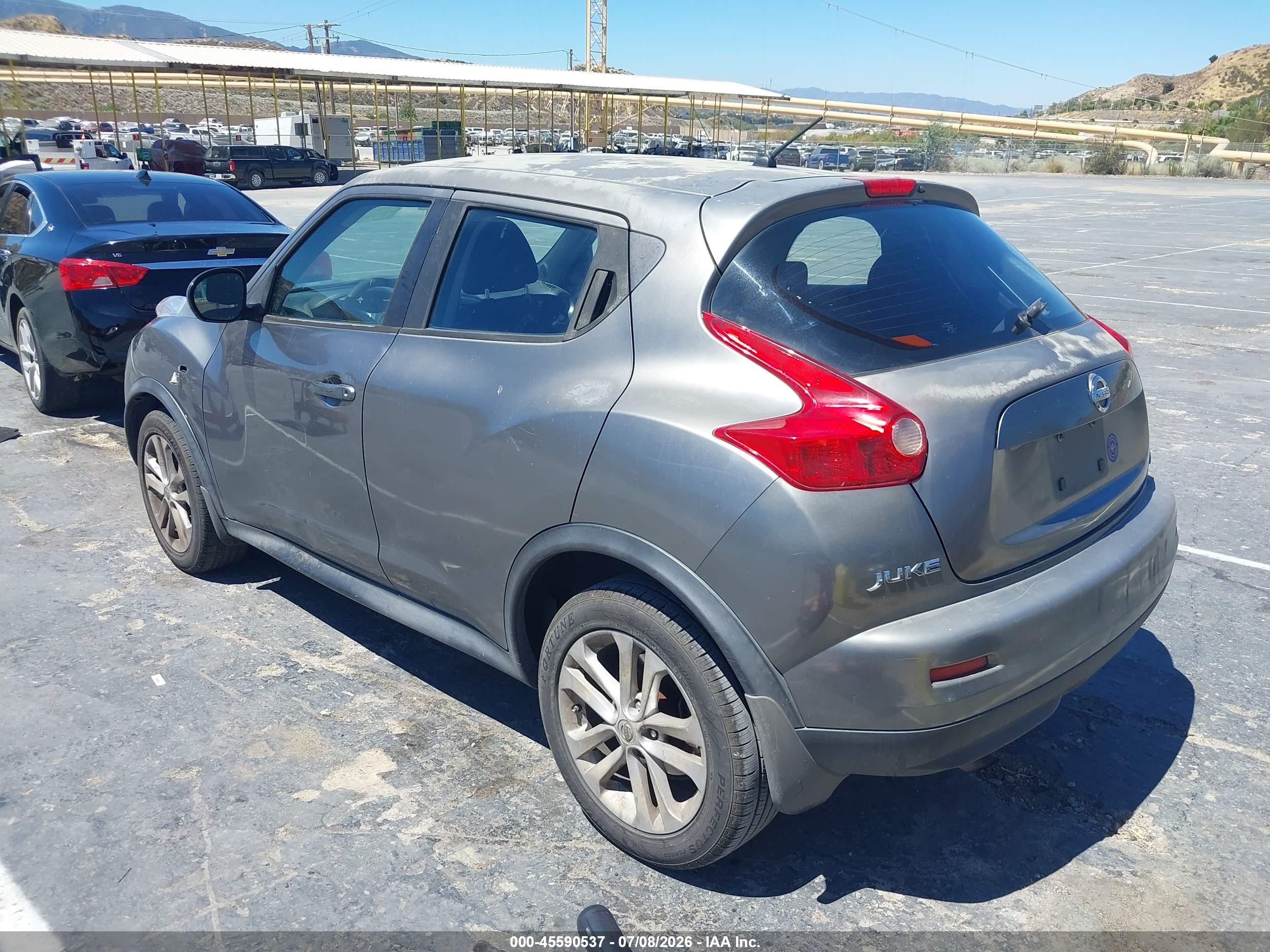 2013 Nissan Juke S Серый vin: JN8AF5MR3DT213302