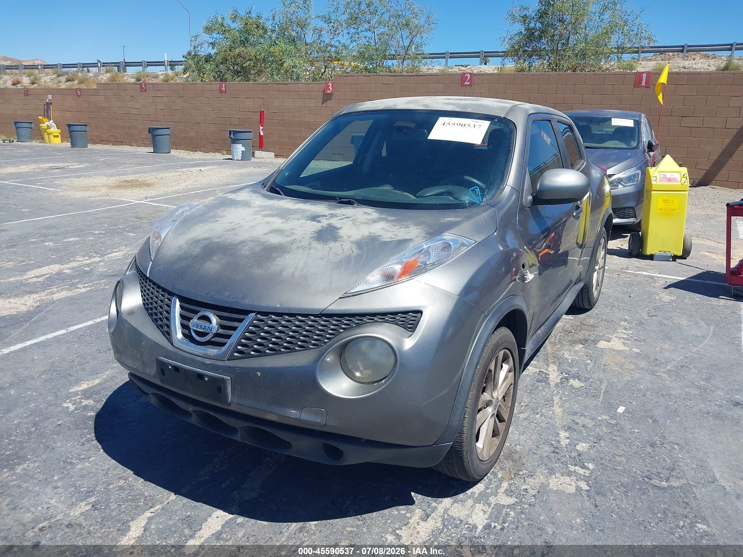 2013 Nissan Juke S Серый vin: JN8AF5MR3DT213302