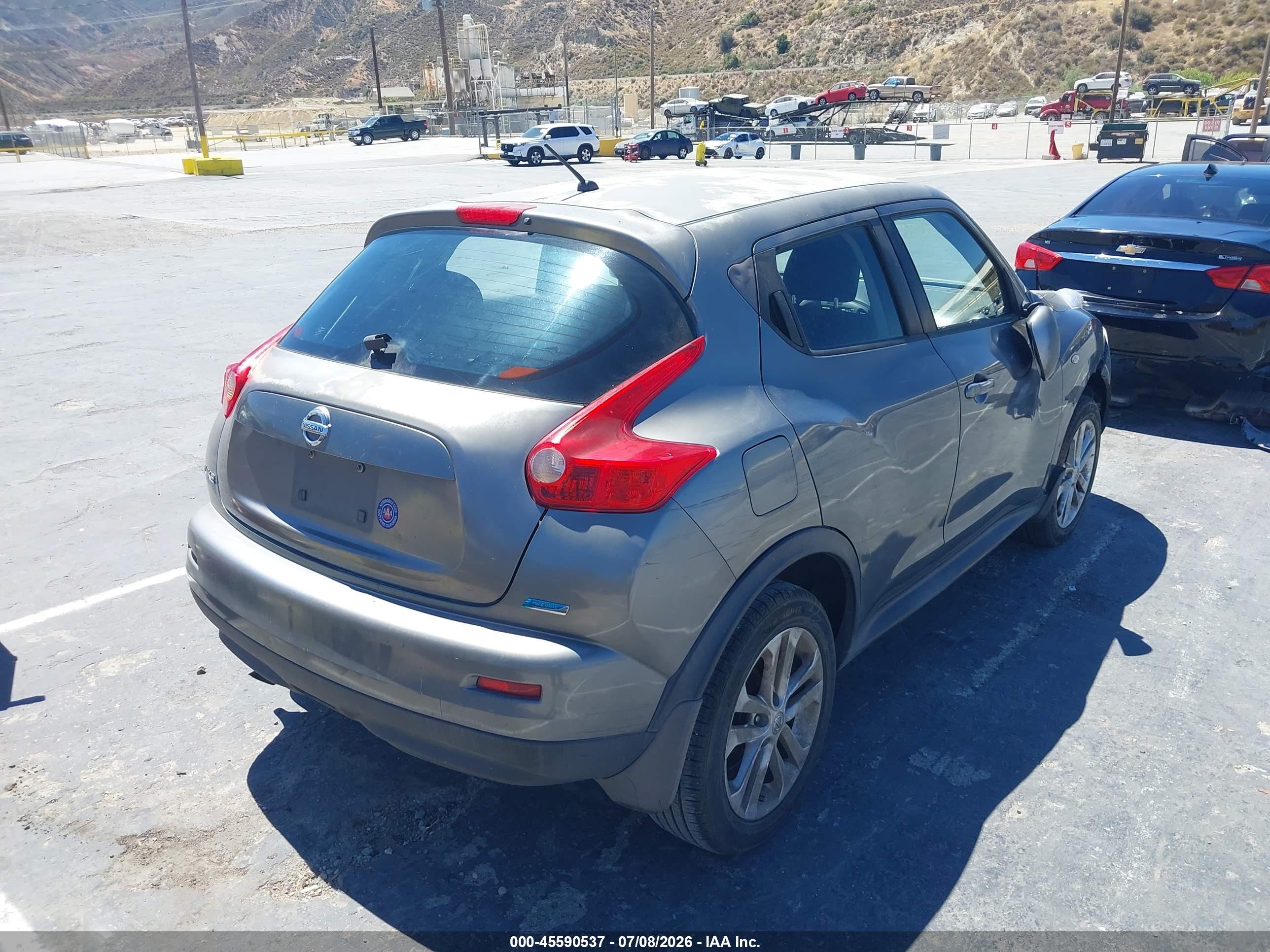 2013 Nissan Juke S Серый vin: JN8AF5MR3DT213302