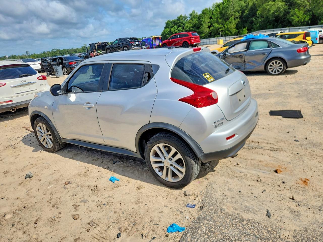 2013 Nissan Juke S Silver vin: JN8AF5MR3DT222419