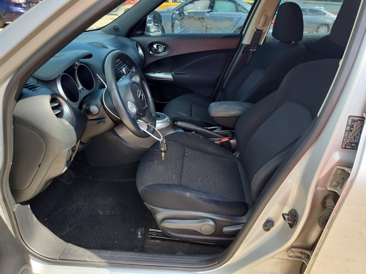 2013 Nissan Juke S Silver vin: JN8AF5MR3DT222419