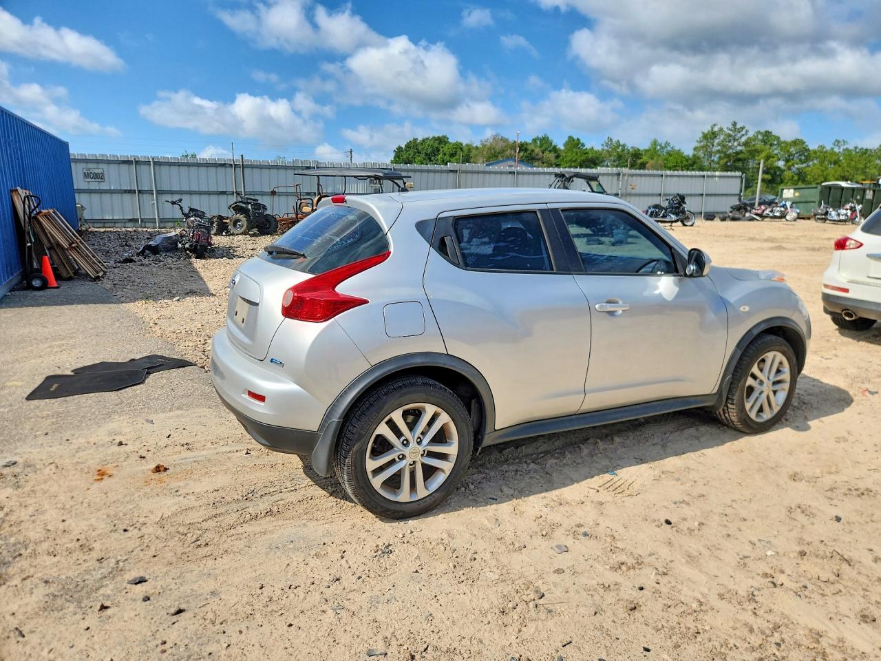 2013 Nissan Juke S Silver vin: JN8AF5MR3DT222419