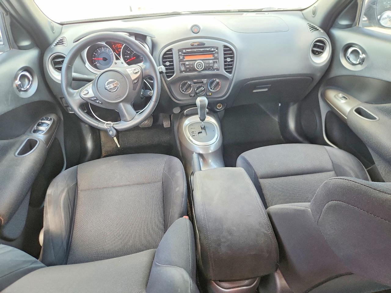 2013 Nissan Juke S Silver vin: JN8AF5MR3DT222419