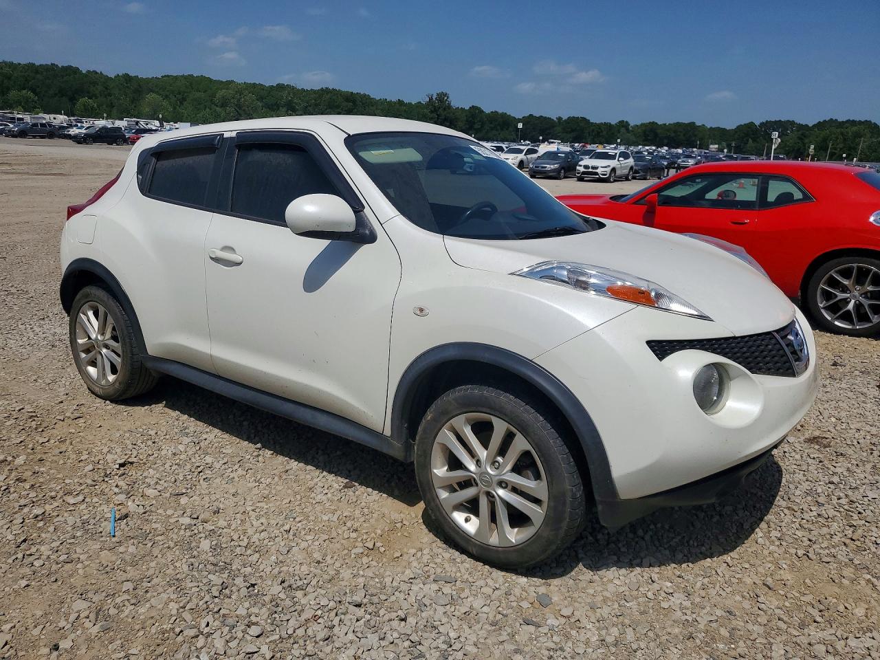 2013 Nissan Juke S White vin: JN8AF5MR3DT222596
