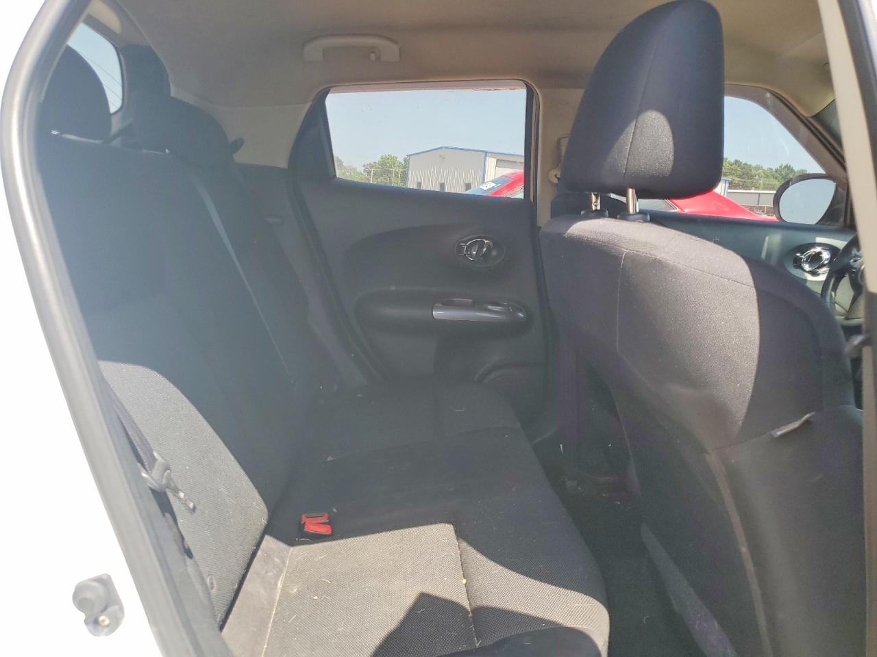 2013 Nissan Juke S White vin: JN8AF5MR3DT222596