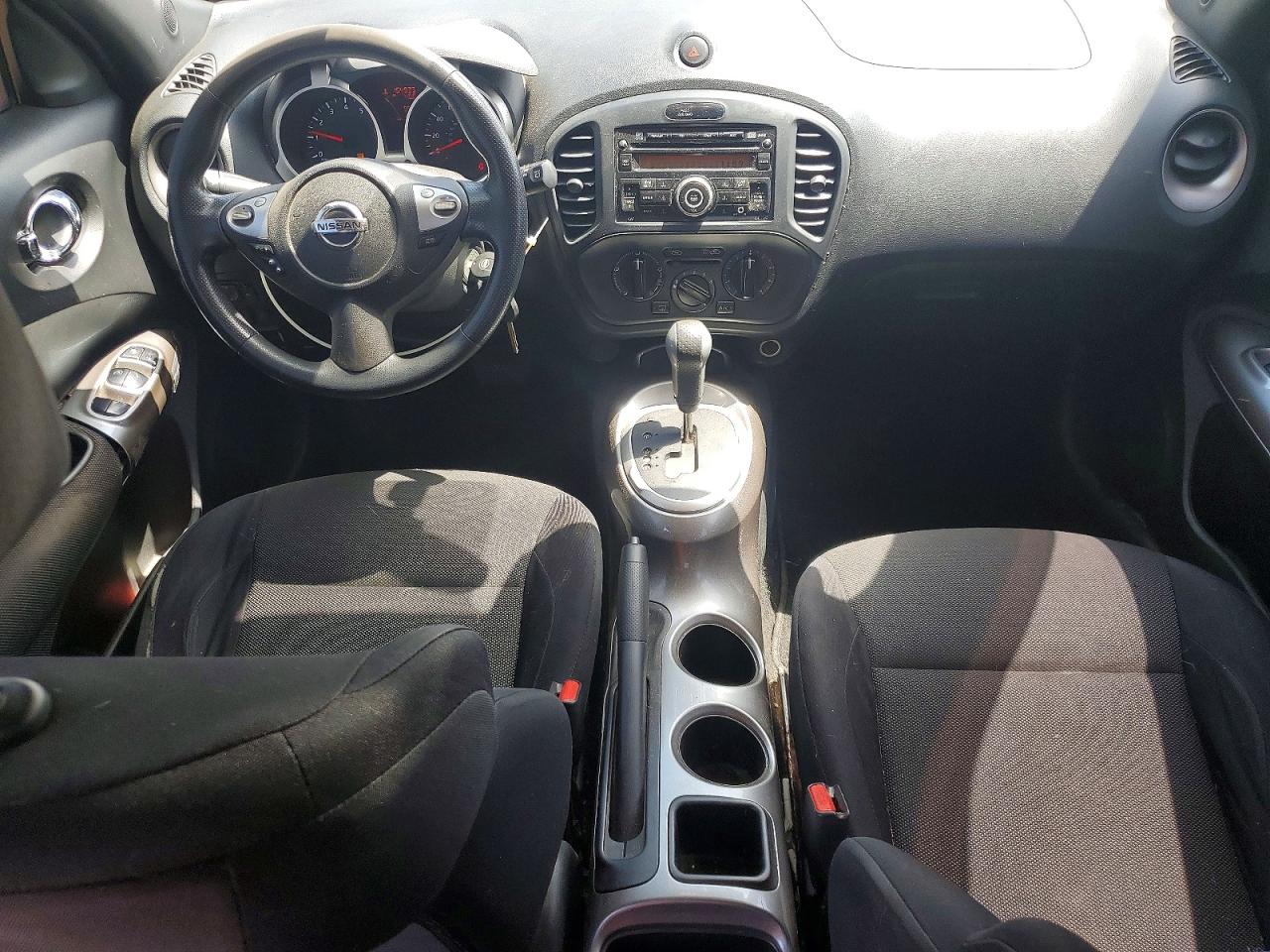 2013 Nissan Juke S White vin: JN8AF5MR3DT222596