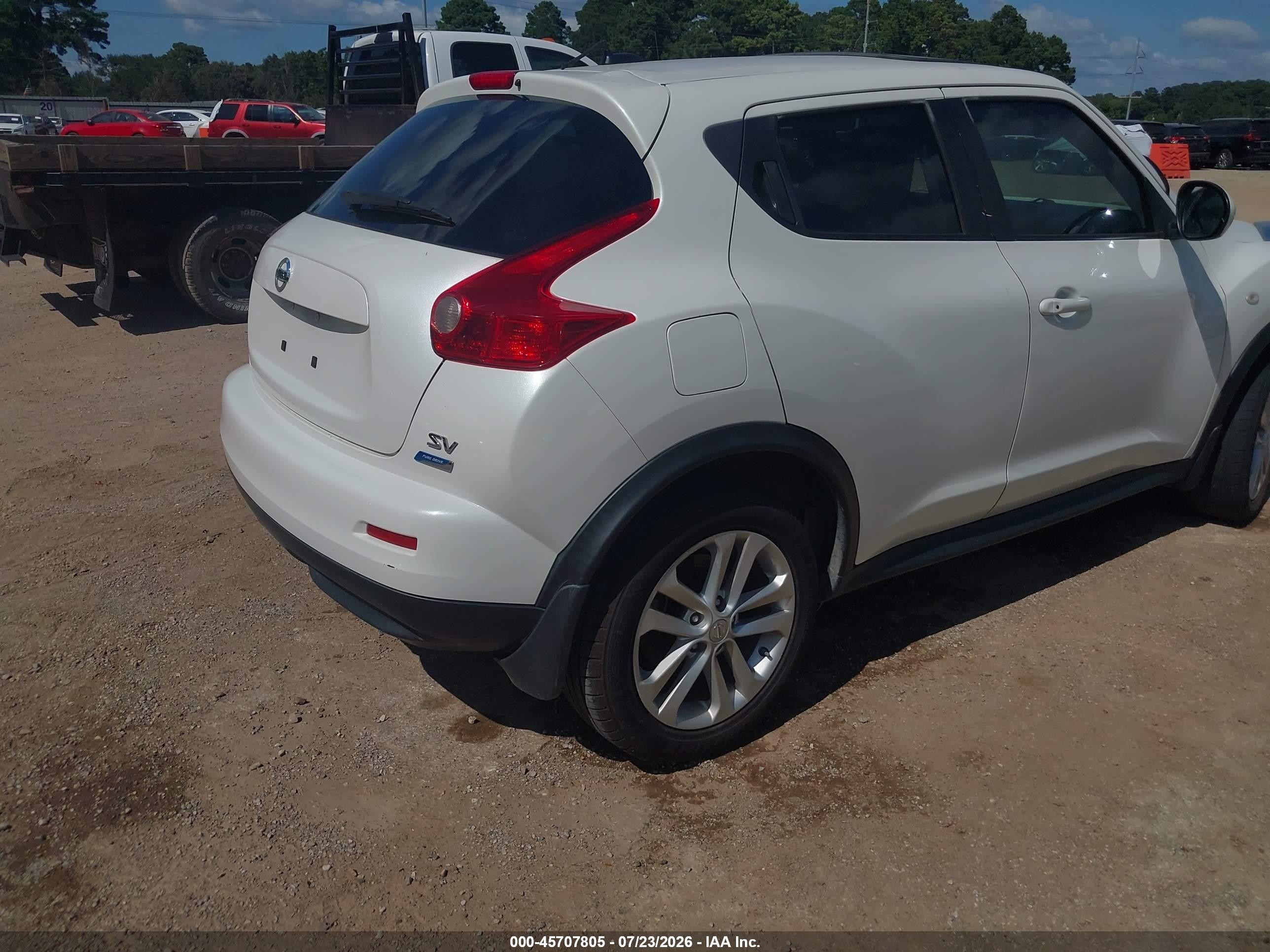 2014 Nissan Juke Sv White vin: JN8AF5MR3ET350578