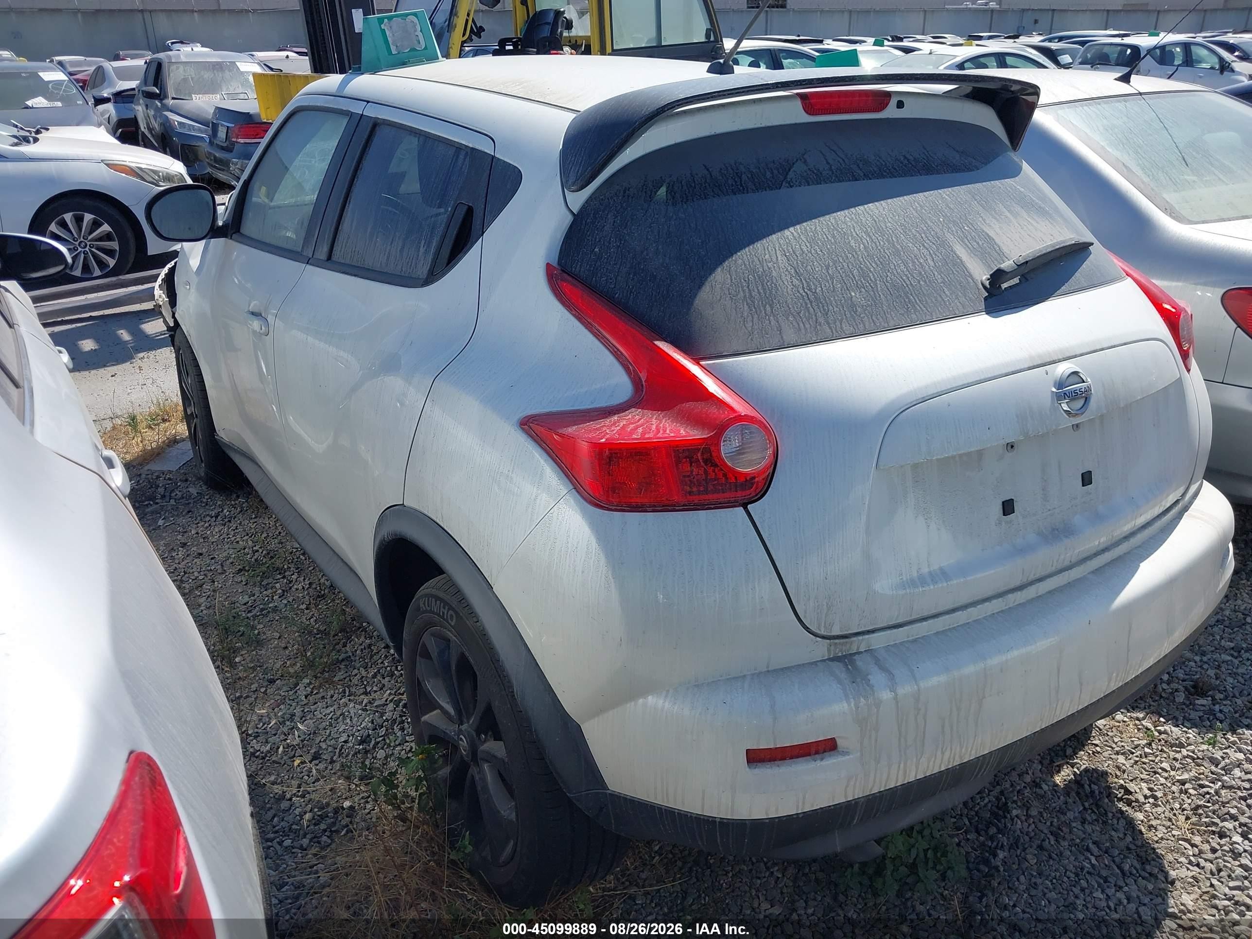 2014 Nissan Juke S White vin: JN8AF5MR3ET358597
