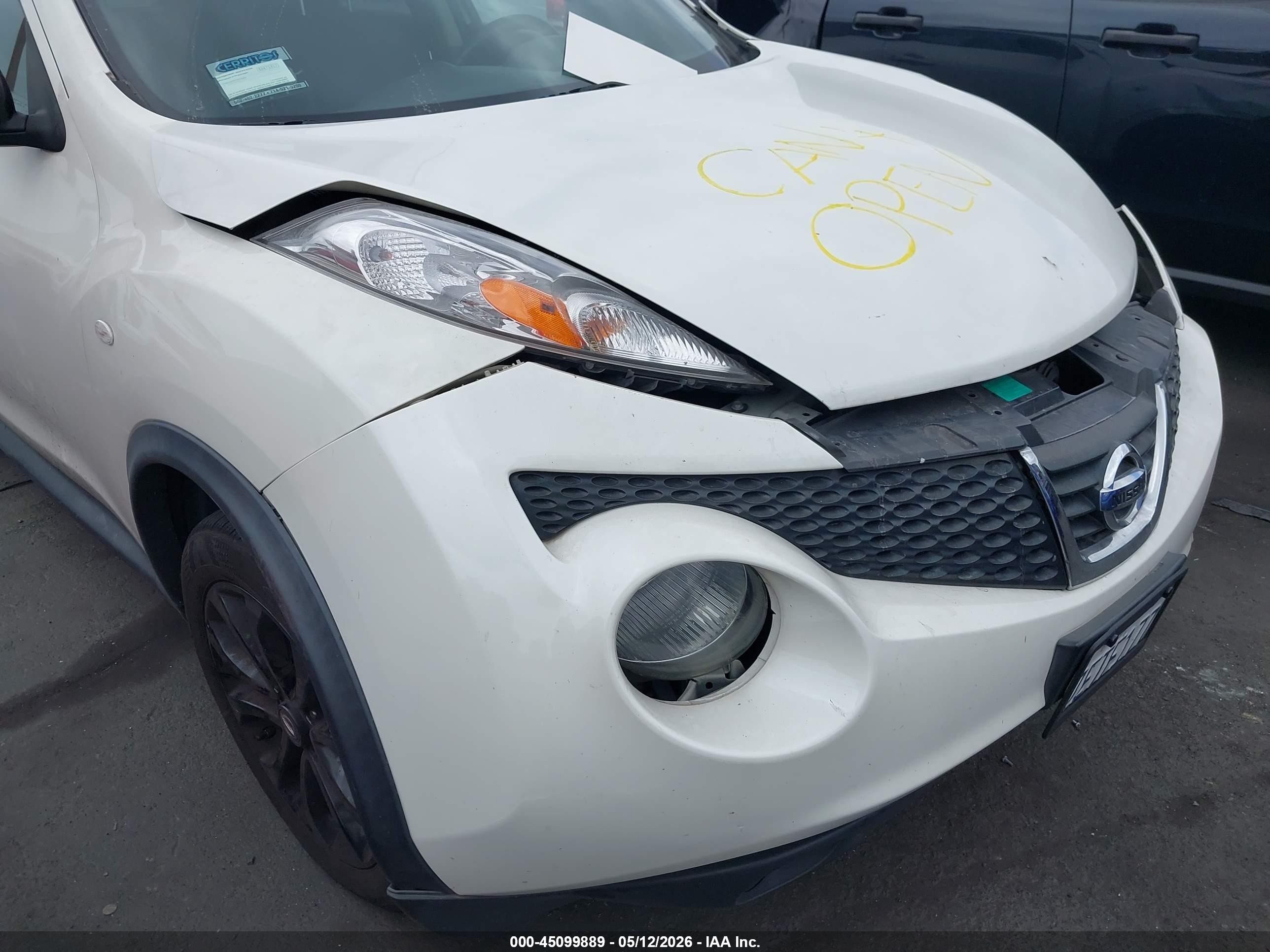 2014 Nissan Juke S White vin: JN8AF5MR3ET358597