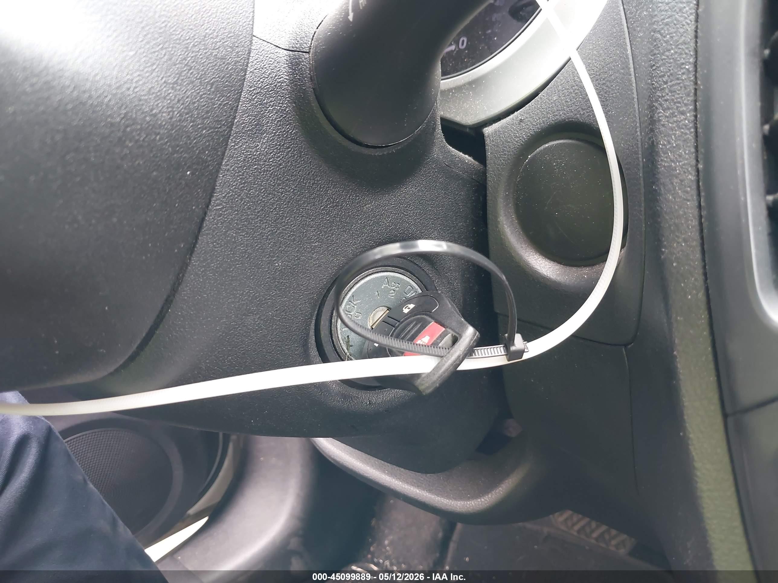 2014 Nissan Juke S White vin: JN8AF5MR3ET358597