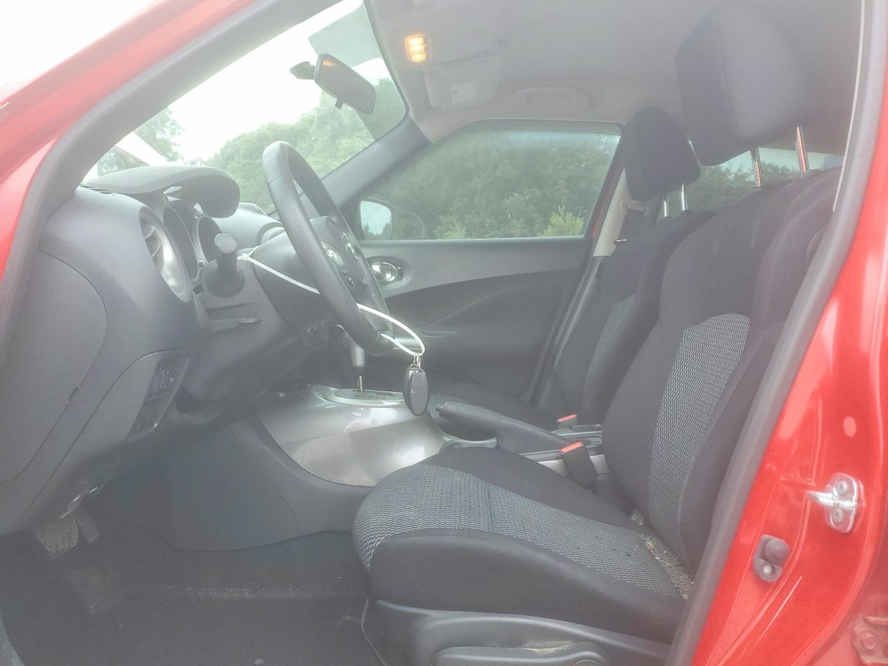 2015 Nissan Juke S Red vin: JN8AF5MR3FT513571